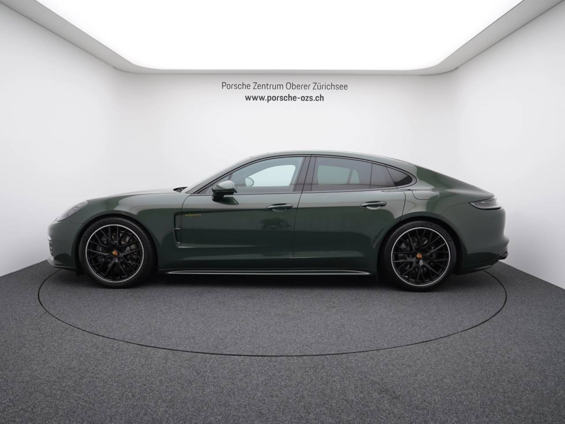PORSCHE Panamera 4 E-Hybrid Platinum Edition-image-1