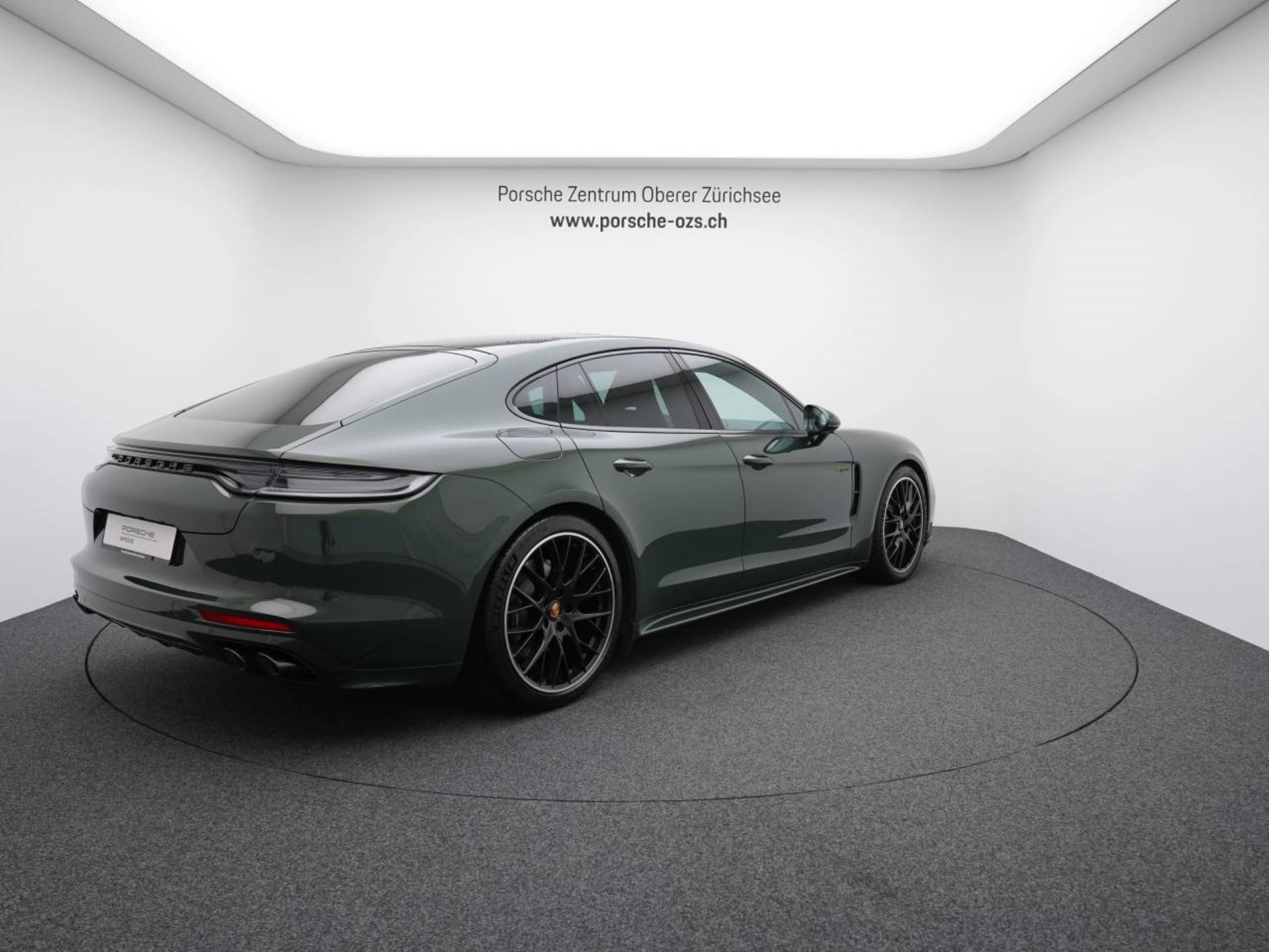 PORSCHE Panamera 4 E-Hybrid Platinum Edition-image-6
