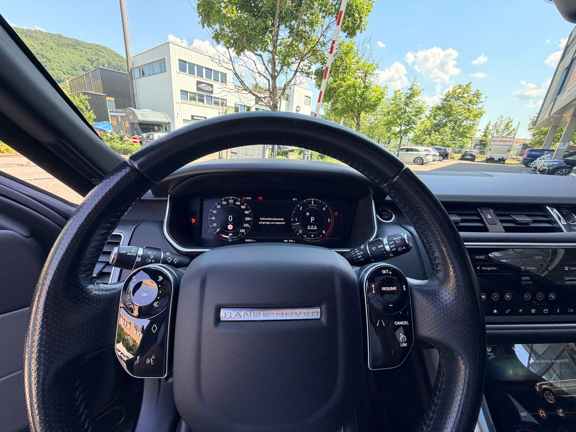 LAND ROVER Range Rover Sport 3.0 SDV6 SE Automatic-image-14