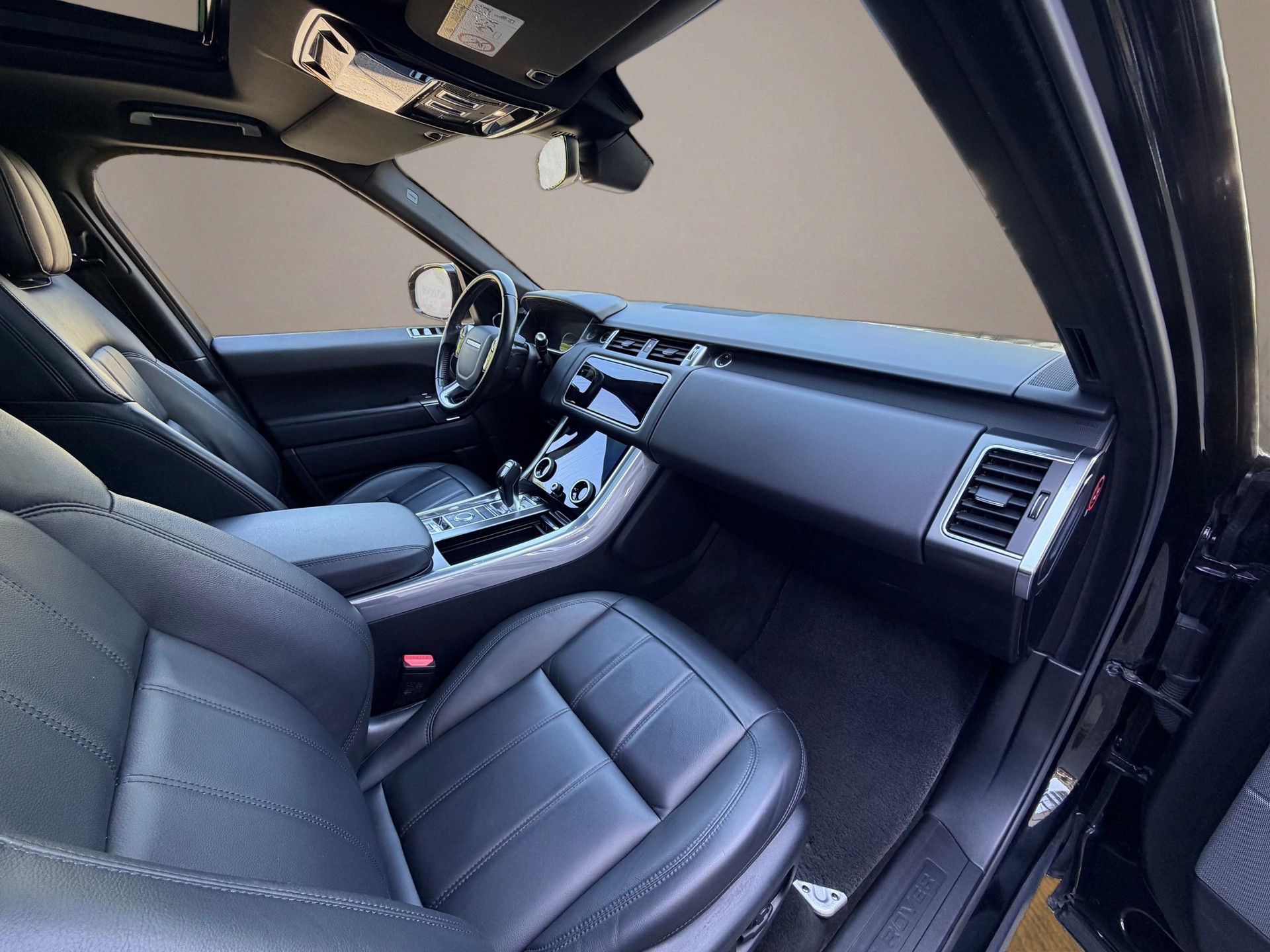 LAND ROVER Range Rover Sport 3.0 SDV6 SE Automatic-image-9