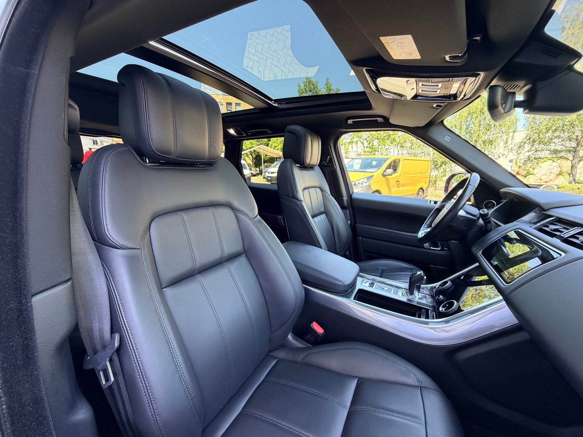 LAND ROVER Range Rover Sport 3.0 SDV6 SE Automatic-image-10