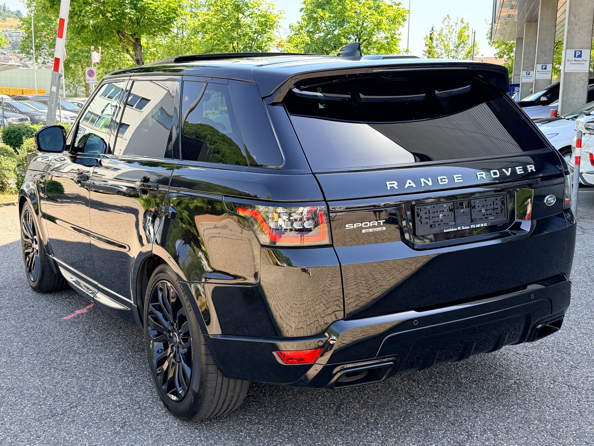 LAND ROVER Range Rover Sport 3.0 SDV6 SE Automatic-image-4
