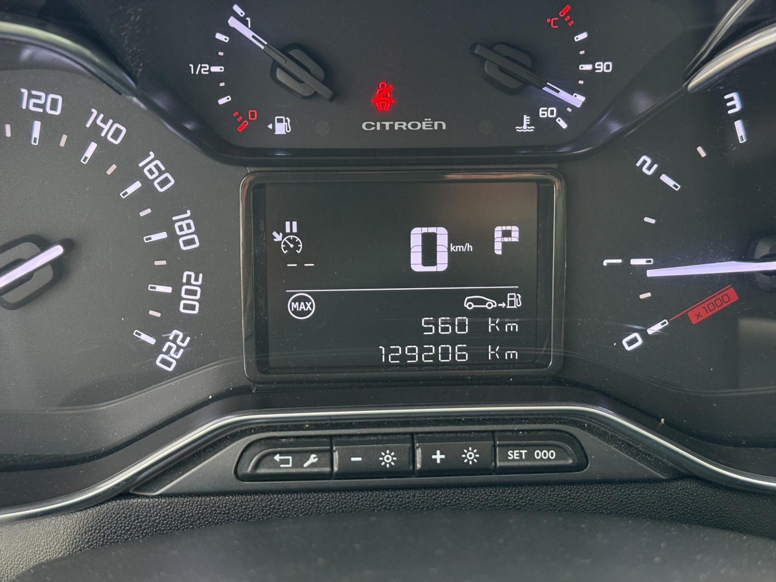 CITROEN C3 1.2i PureTech Swiss Edition EAT6-image-8