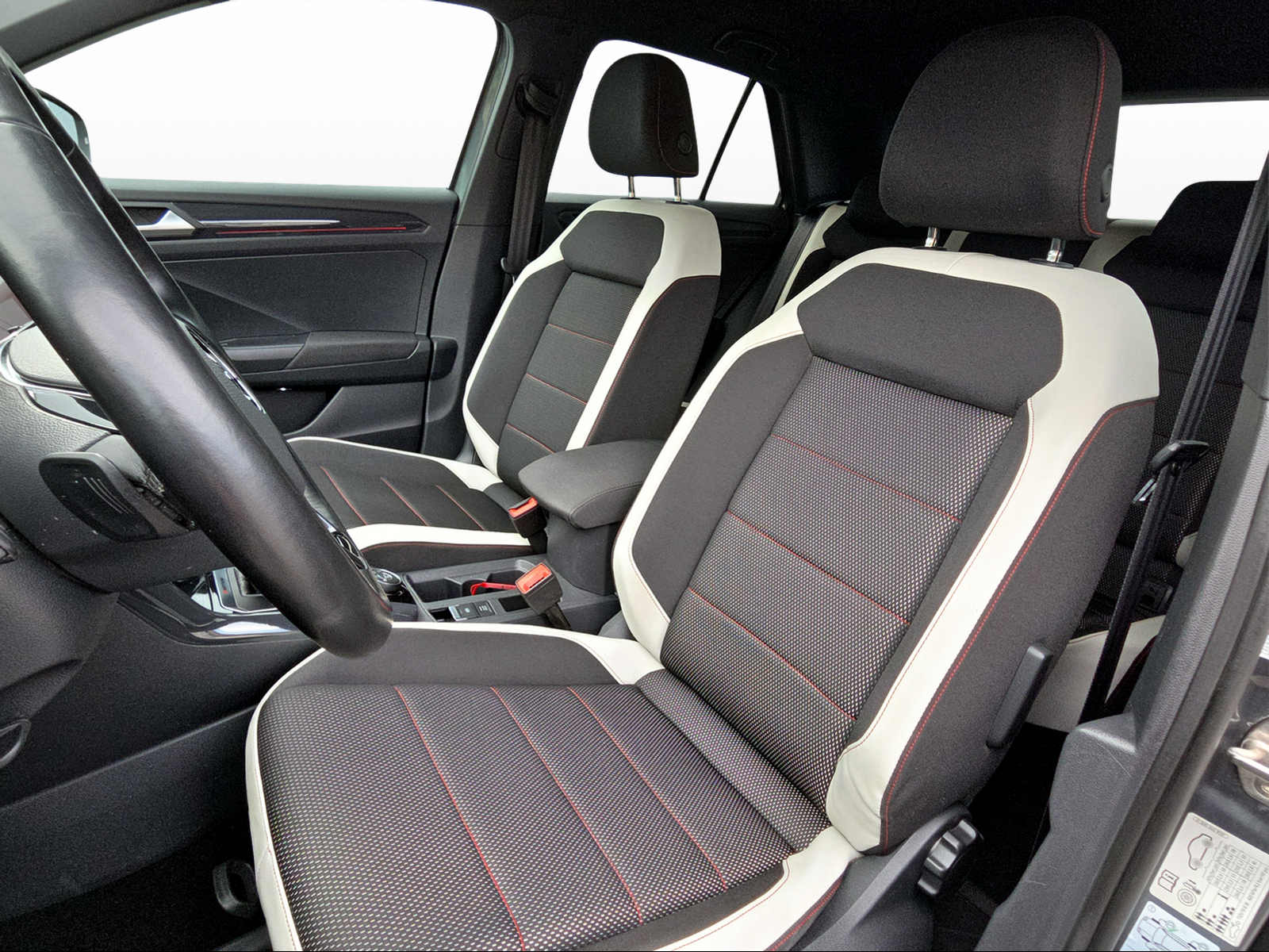 VW T-Roc 2.0 TSI Sport DSG 4Motion-image-7