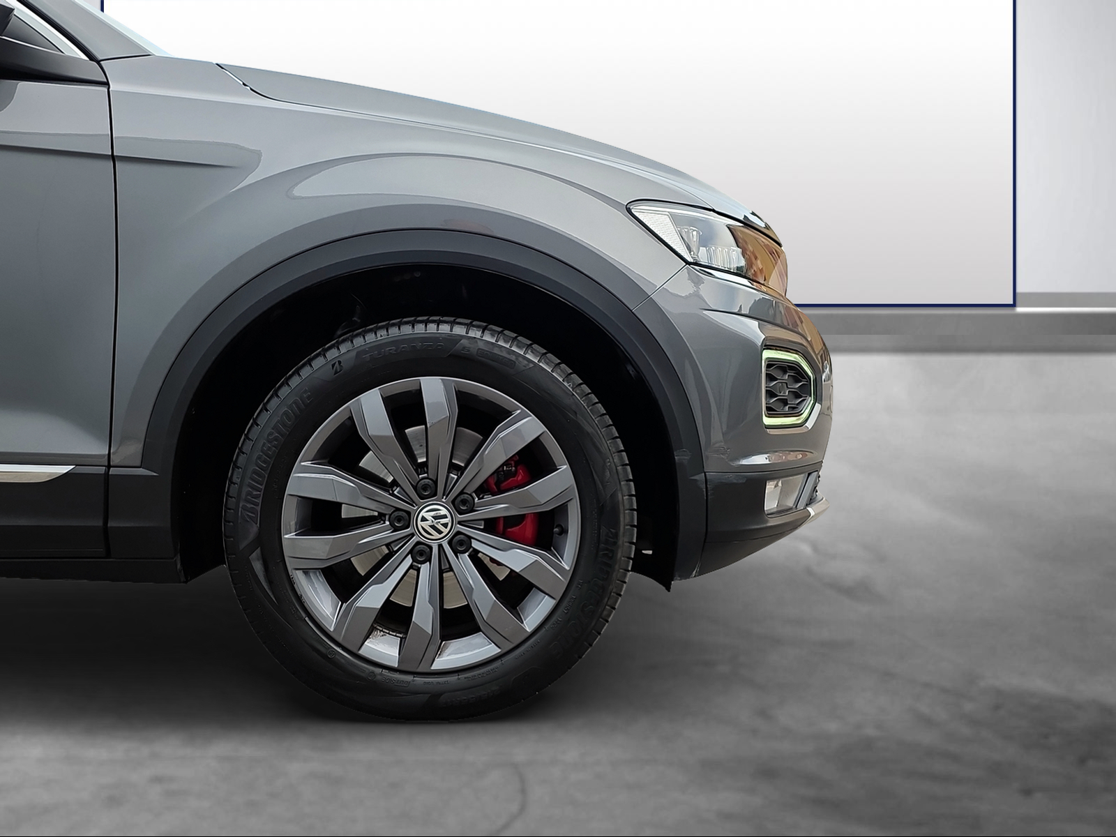 VW T-Roc 2.0 TSI Sport DSG 4Motion-image-14