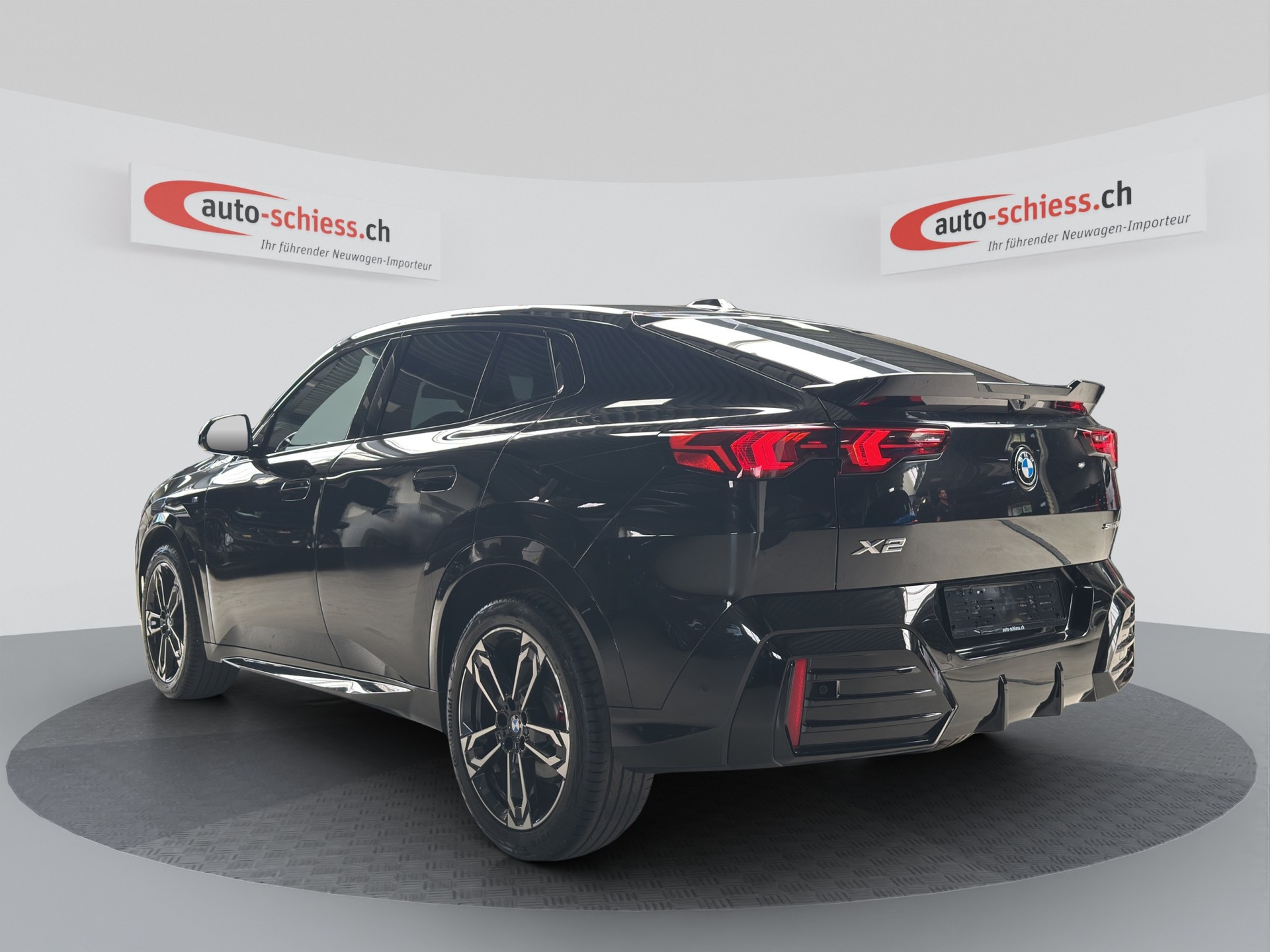 BMW X2 sDrive 20i 48V M Sport Pro Shadow-Line-image-2