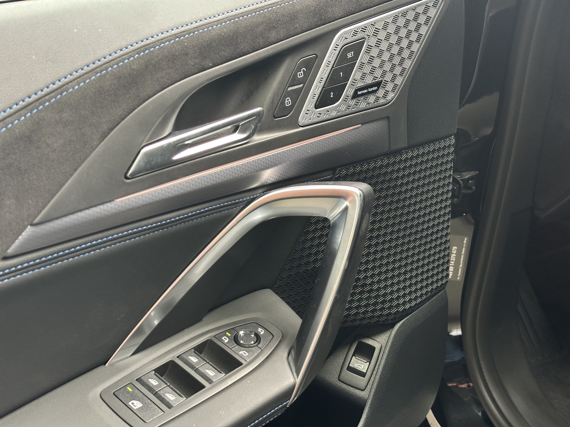 BMW X2 sDrive 20i 48V M Sport Pro Shadow-Line-image-8