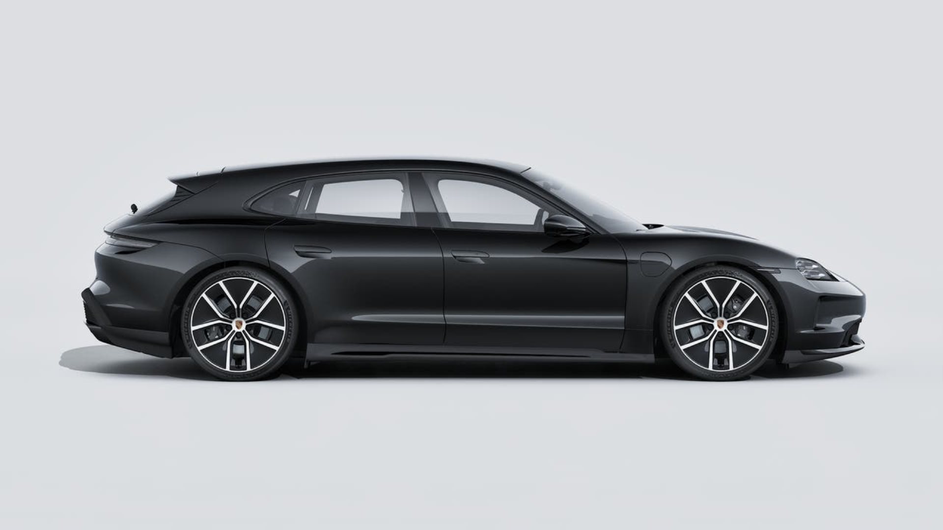 PORSCHE Taycan Sport Turismo Black Edition-image-5