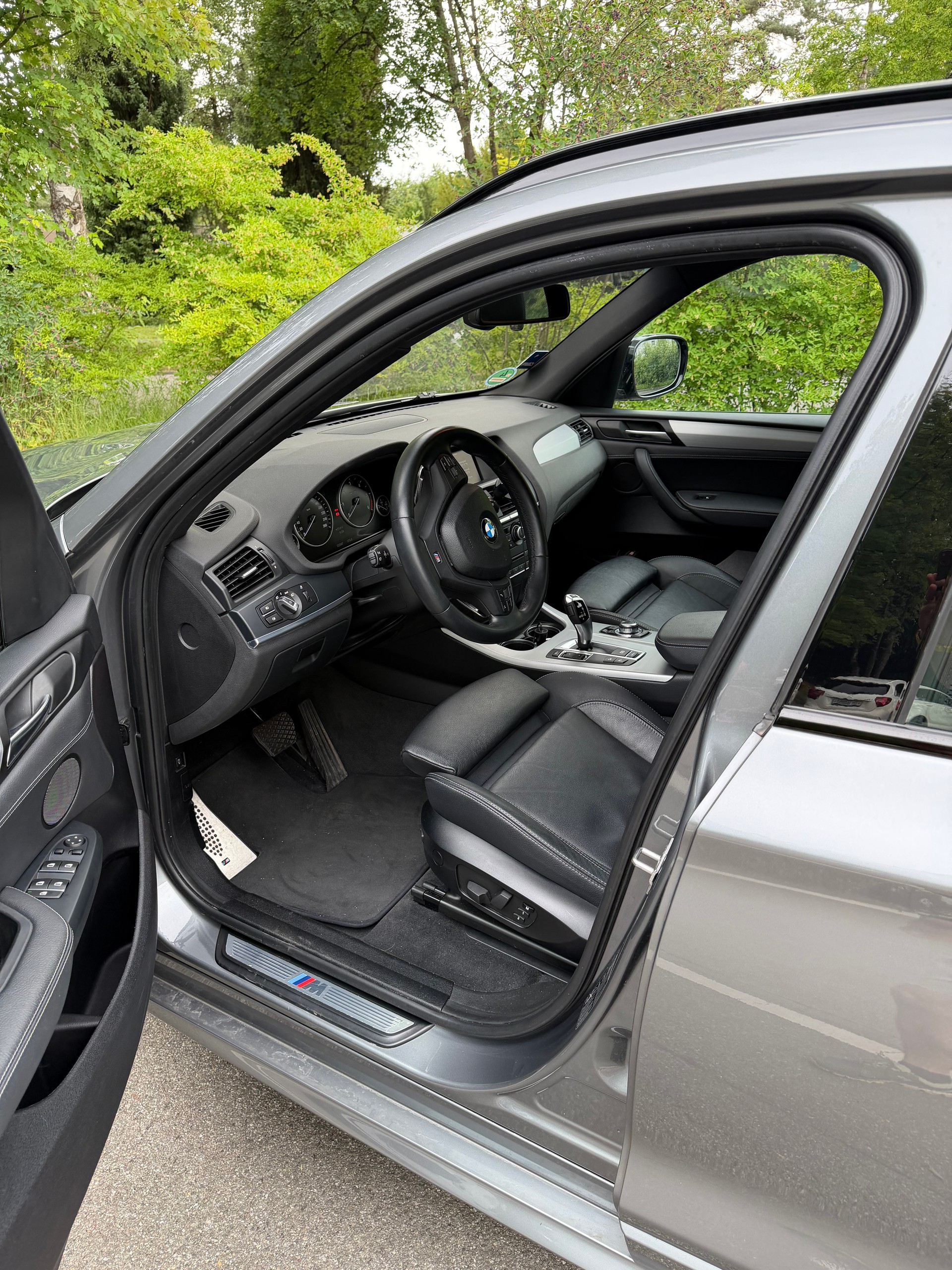 BMW 30d xDrive-image-4