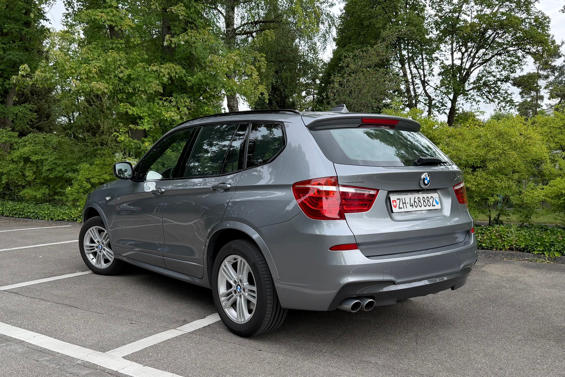BMW 30d xDrive-image-2