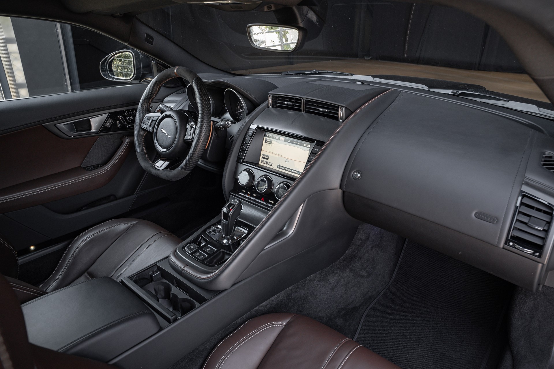 JAGUAR F-Type Coupé 3.0 V6 S/C-image-12
