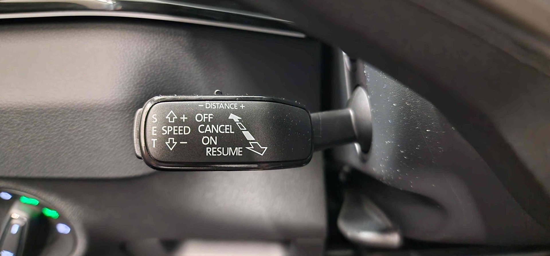 SKODA Karoq 1.5 TSI Dynamic DSG-image-6