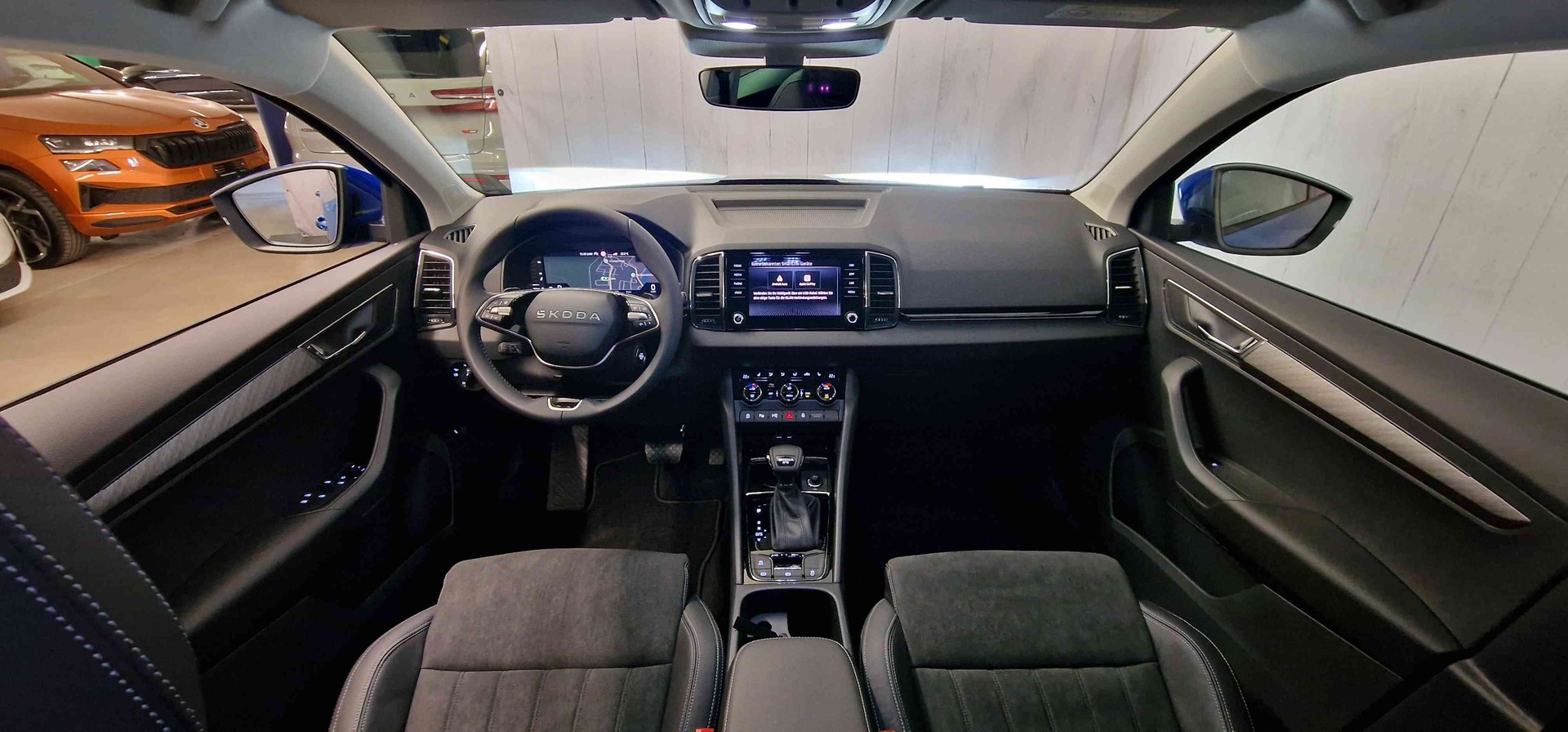 SKODA Karoq 1.5 TSI Dynamic DSG-image-14