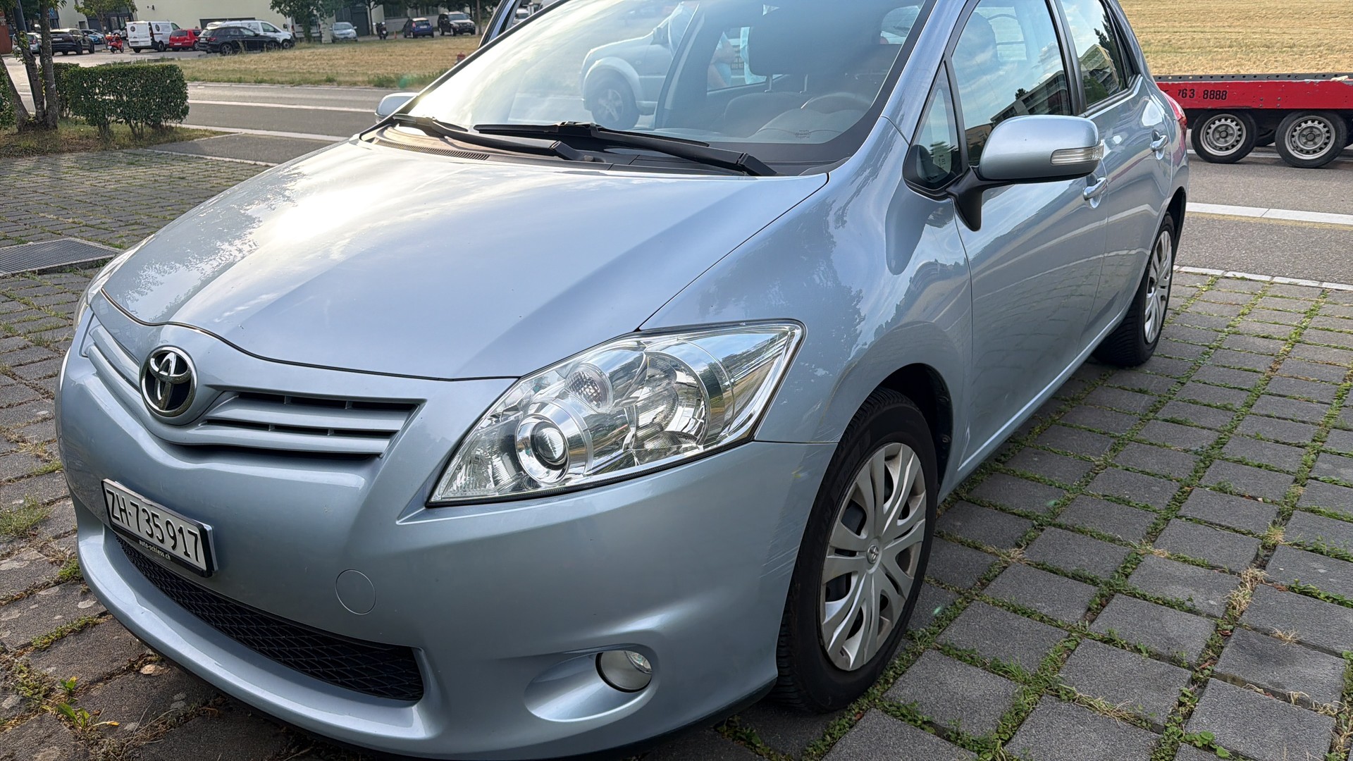 TOYOTA Auris 1.6 Linea Sol Multimode-image-0