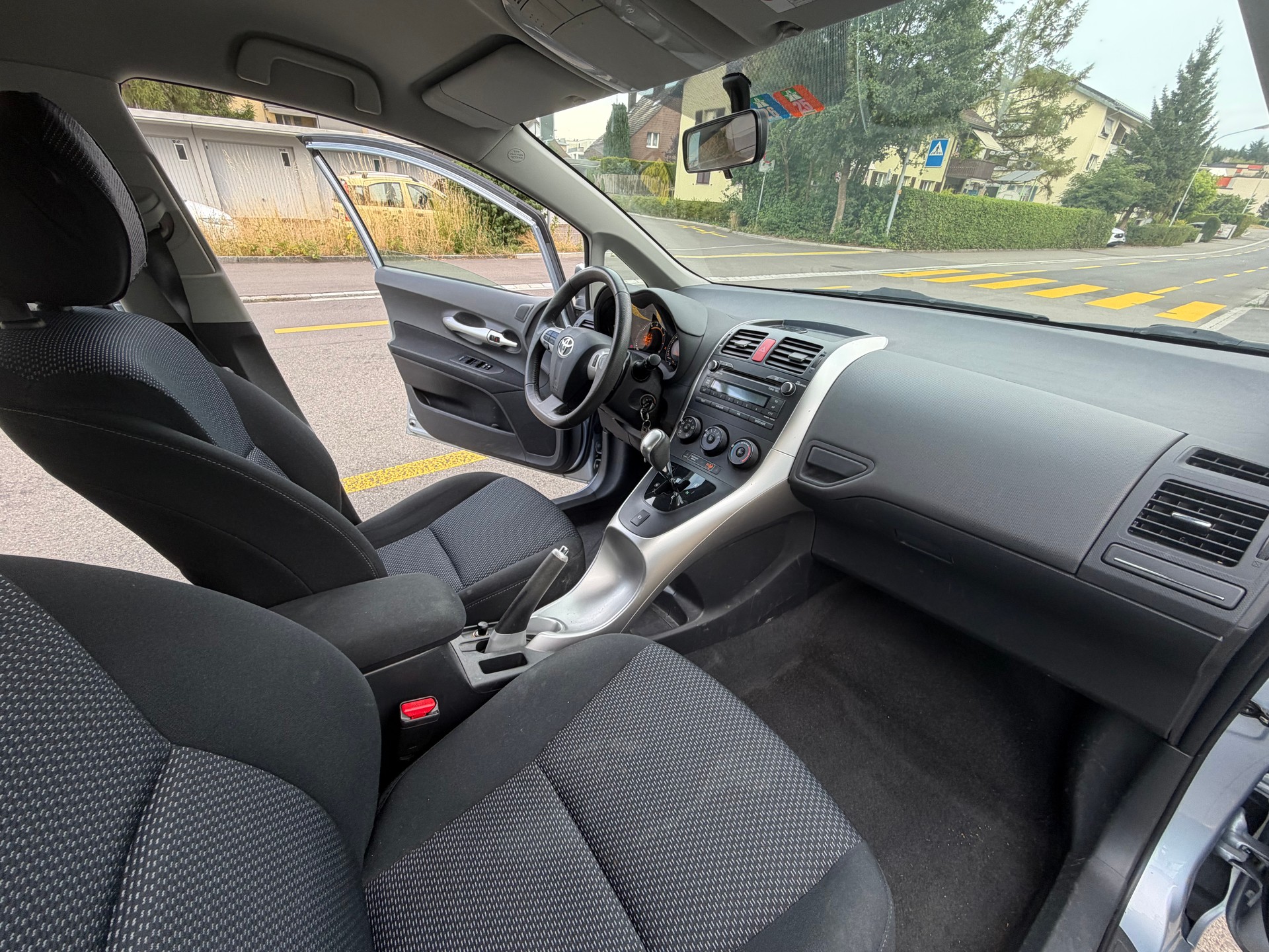 TOYOTA Auris 1.6 Linea Sol Multimode-image-12
