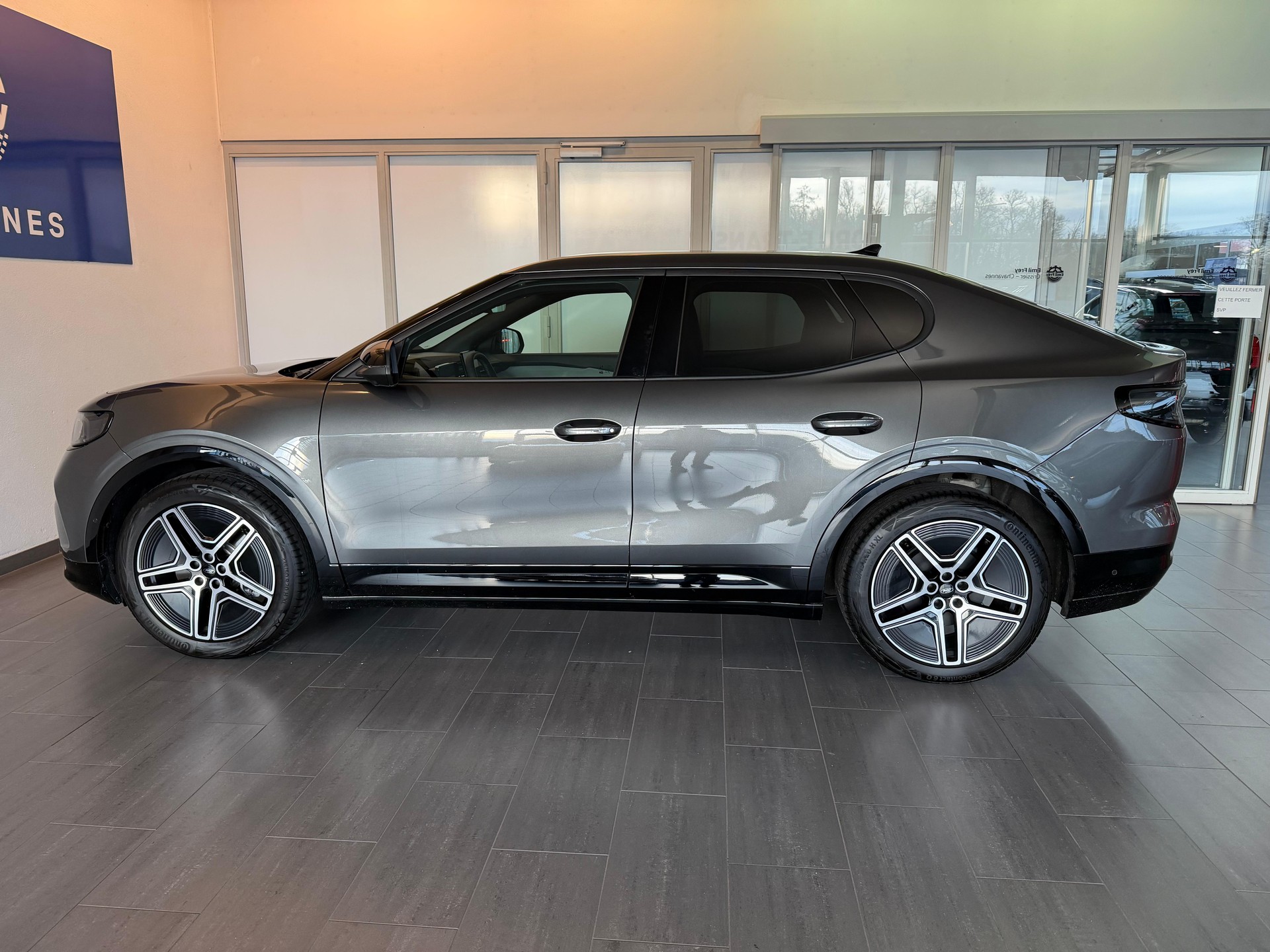FORD Capri Extended Range Premium AWD-image-5