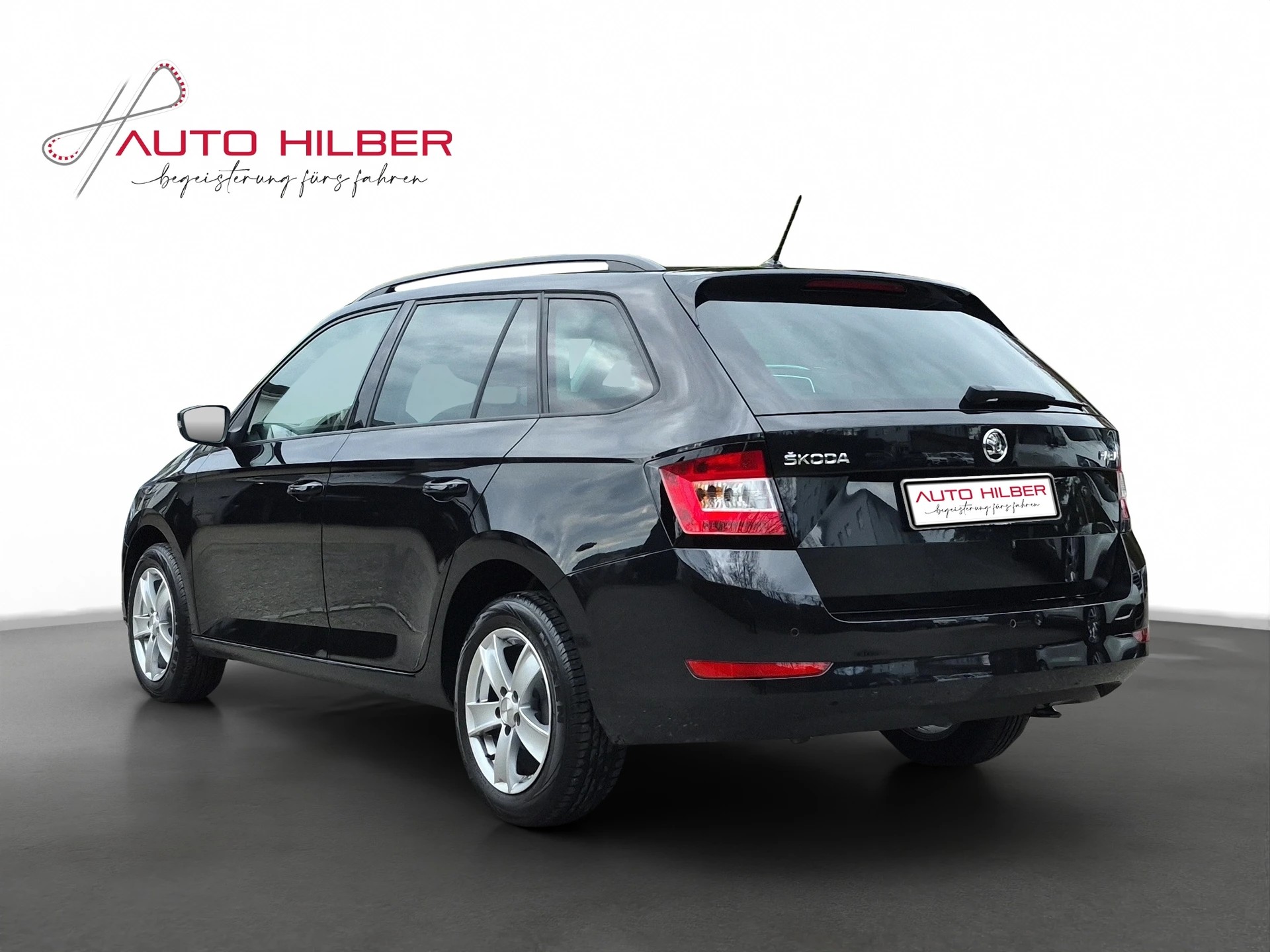 SKODA Fabia Combi 1.0 TSI Ambition-image-3
