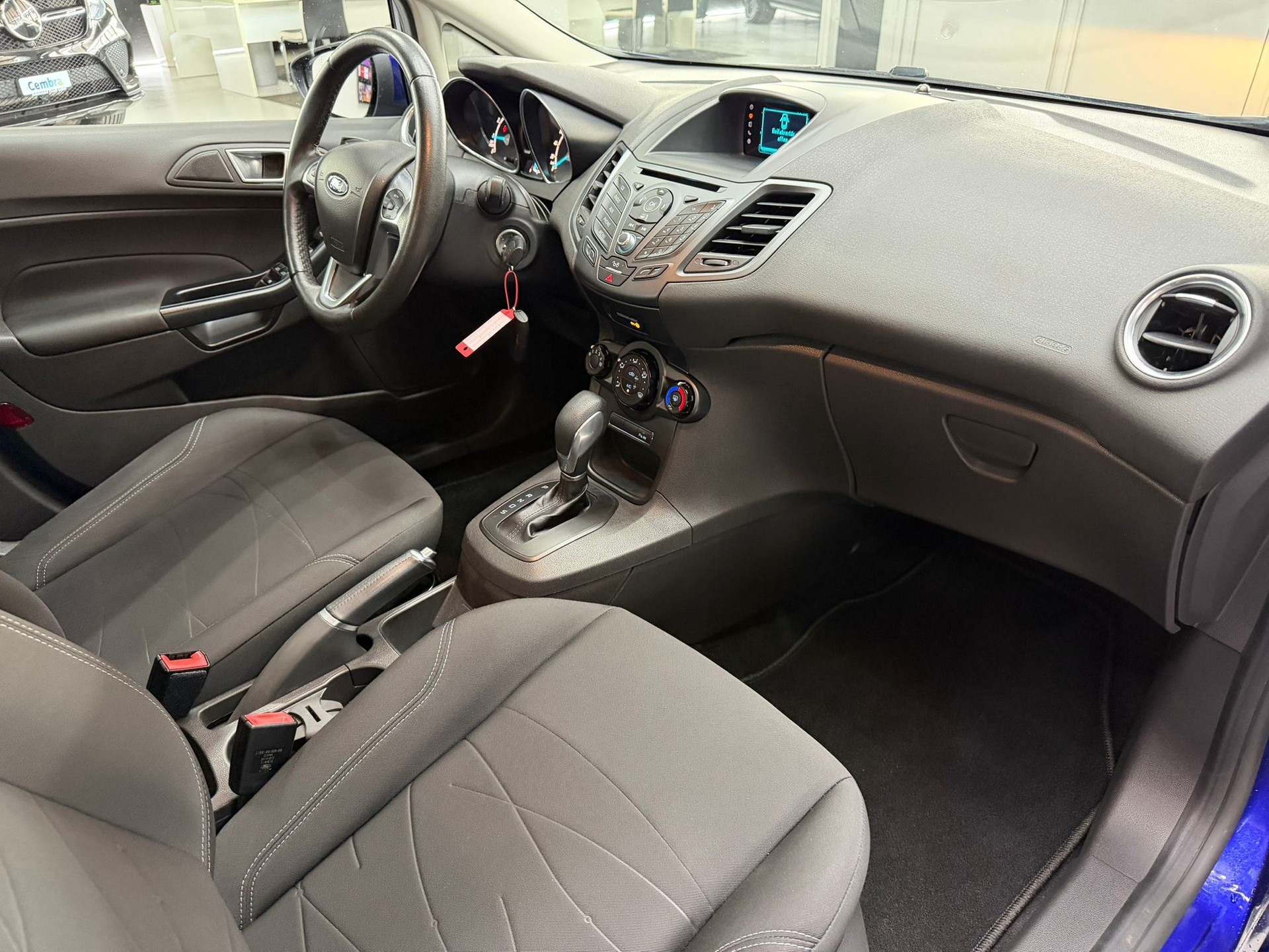 FORD Fiesta 1.0 SCTi Trend PowerShift-image-8