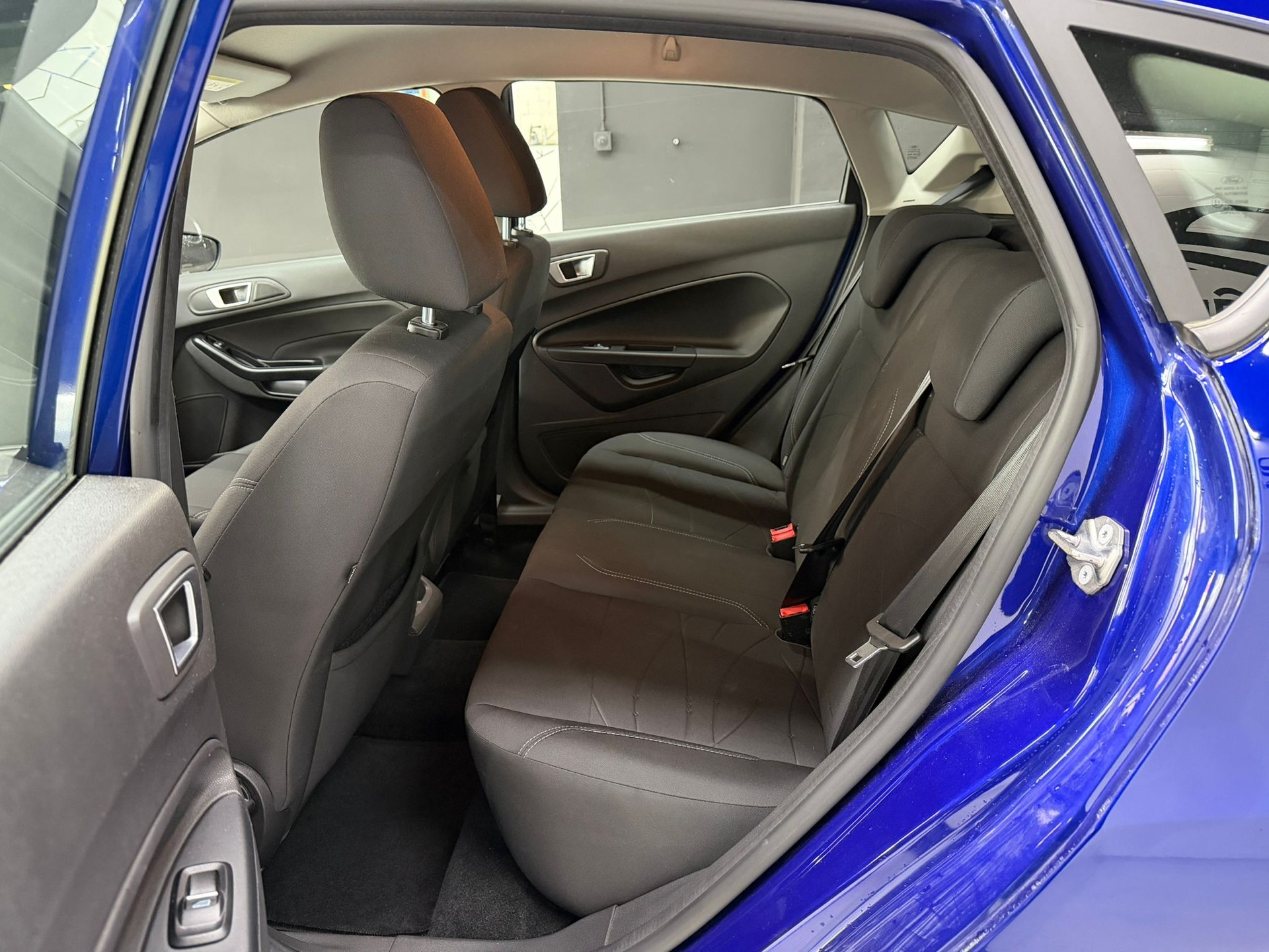 FORD Fiesta 1.0 SCTi Trend PowerShift-image-9