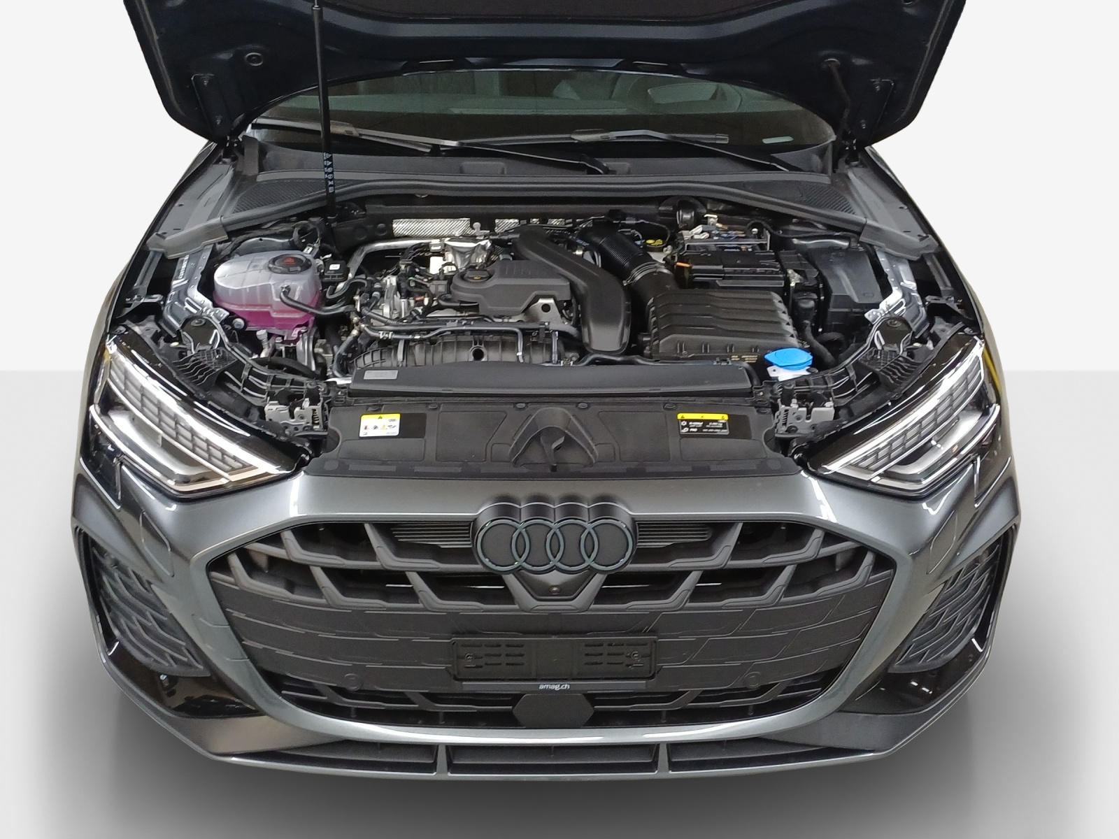 AUDI A3 Sportback TFSI 110 kW S line Attraction S tronic-image-14