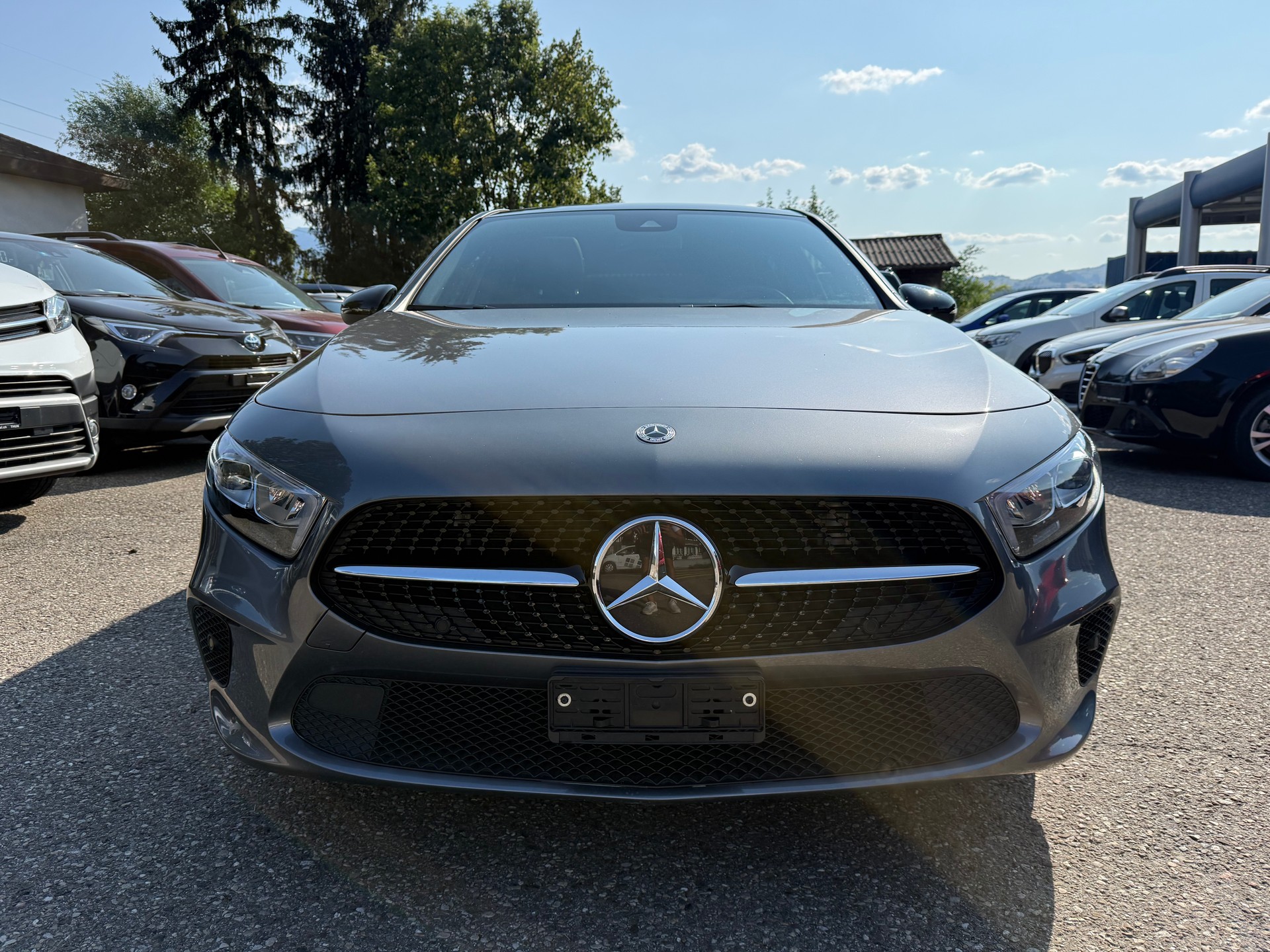 MERCEDES-BENZ A 180 Night Star 7G-DCT-image-1