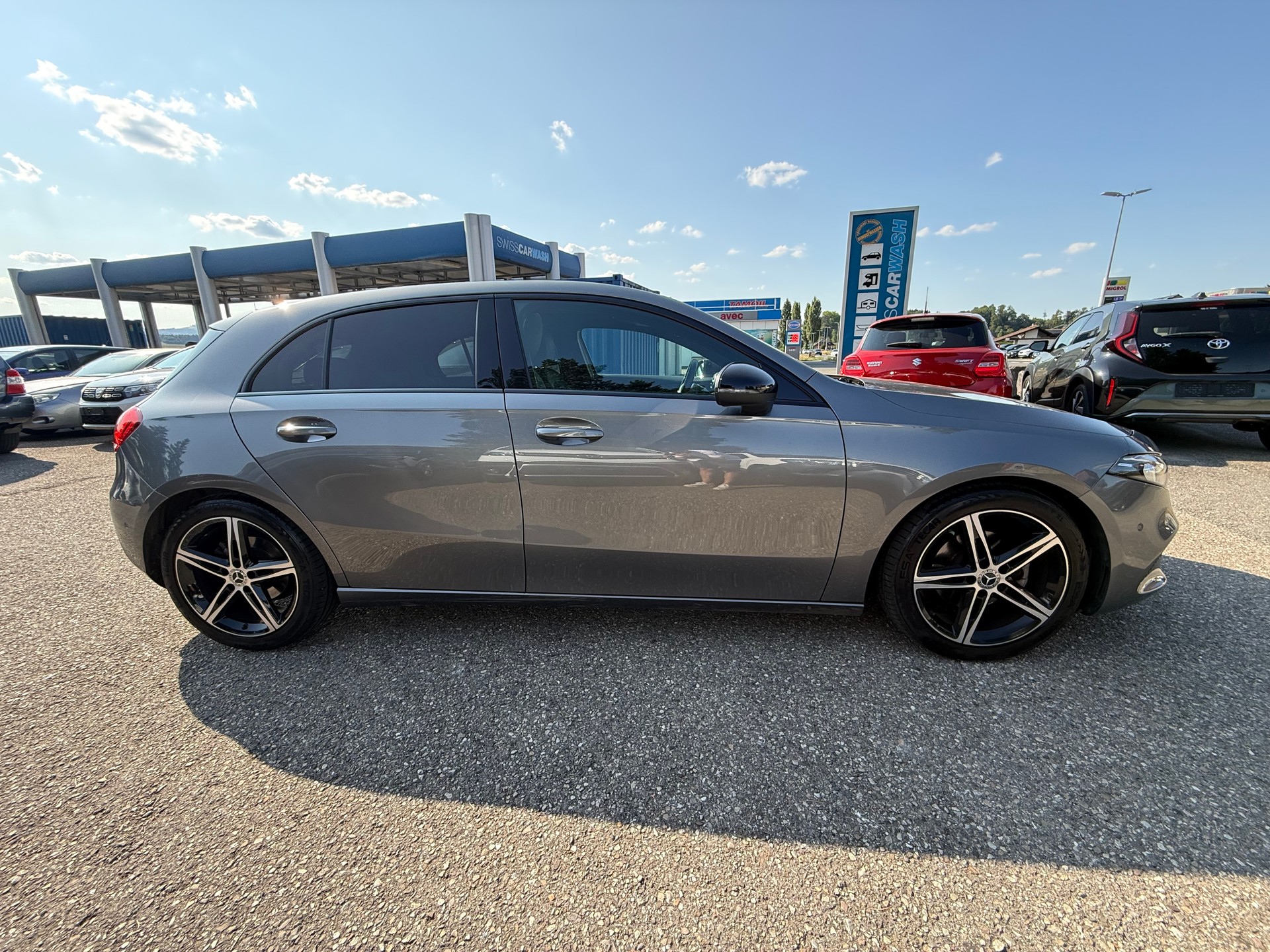 MERCEDES-BENZ A 180 Night Star 7G-DCT-image-3