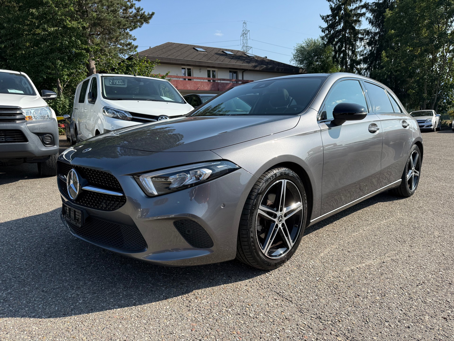 MERCEDES-BENZ A 180 Night Star 7G-DCT