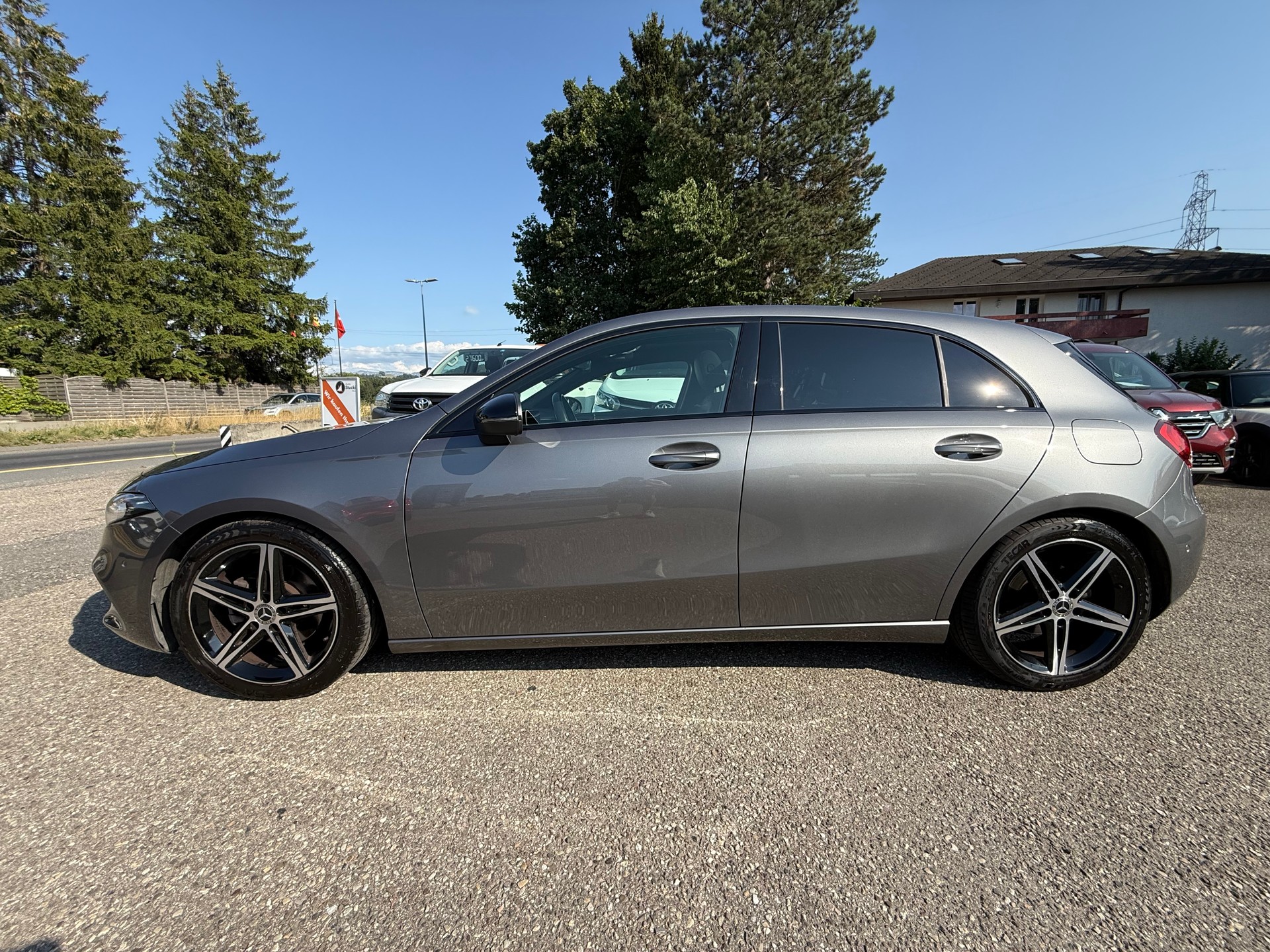 MERCEDES-BENZ A 180 Night Star 7G-DCT-image-7