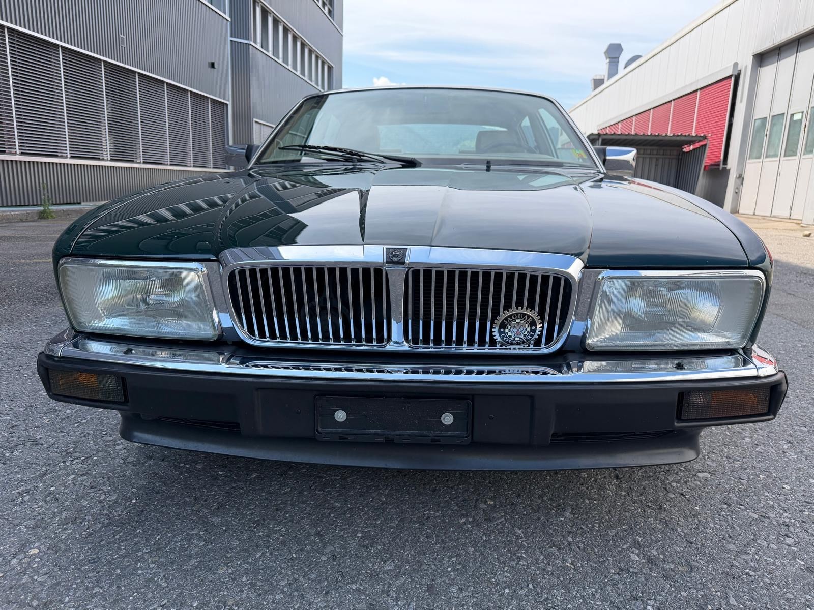JAGUAR XJ6 4.0 Sovereign-image-1