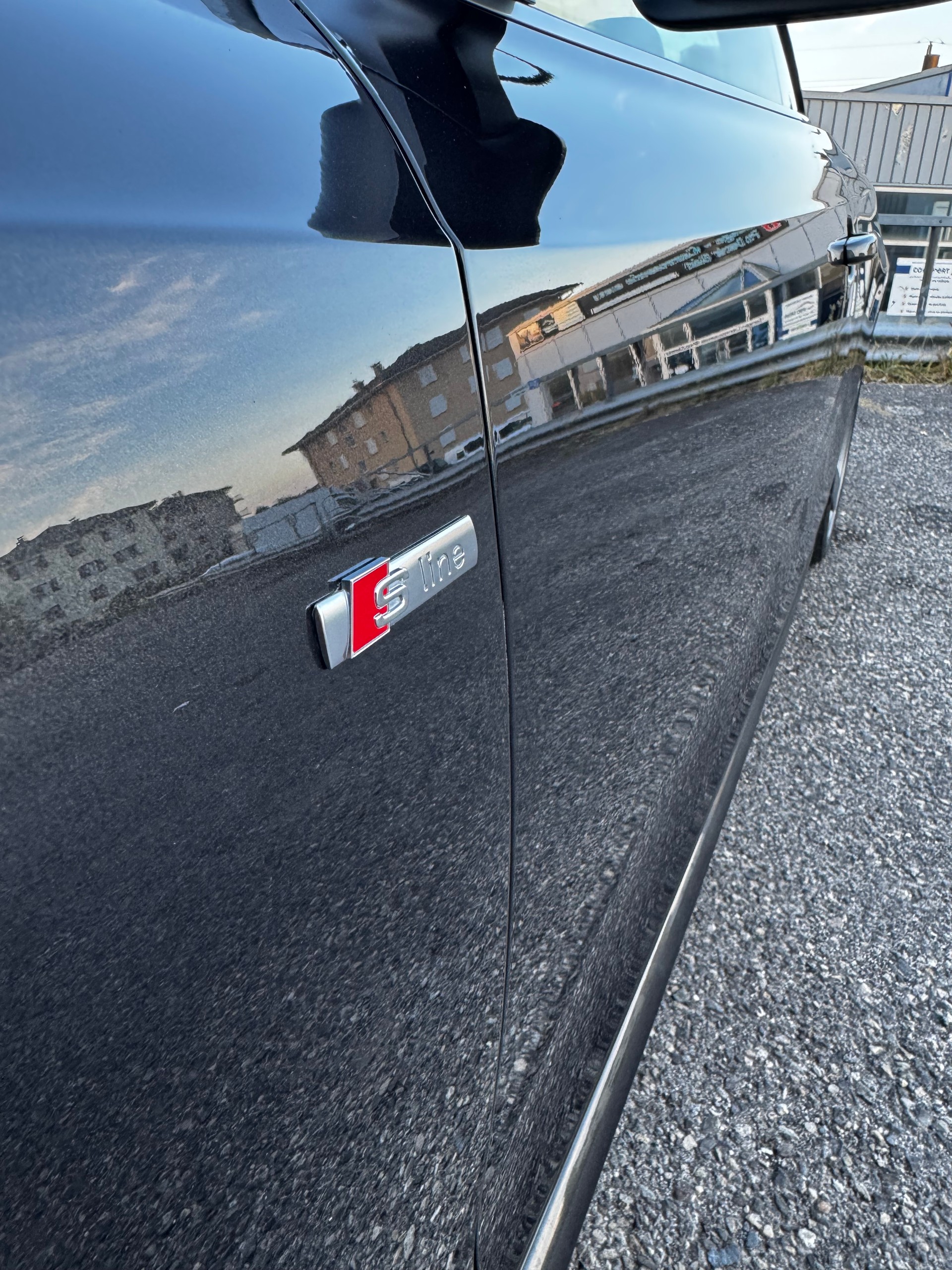 AUDI A5 Cabriolet 2.0 TFSI quattro S-tronic-image-14