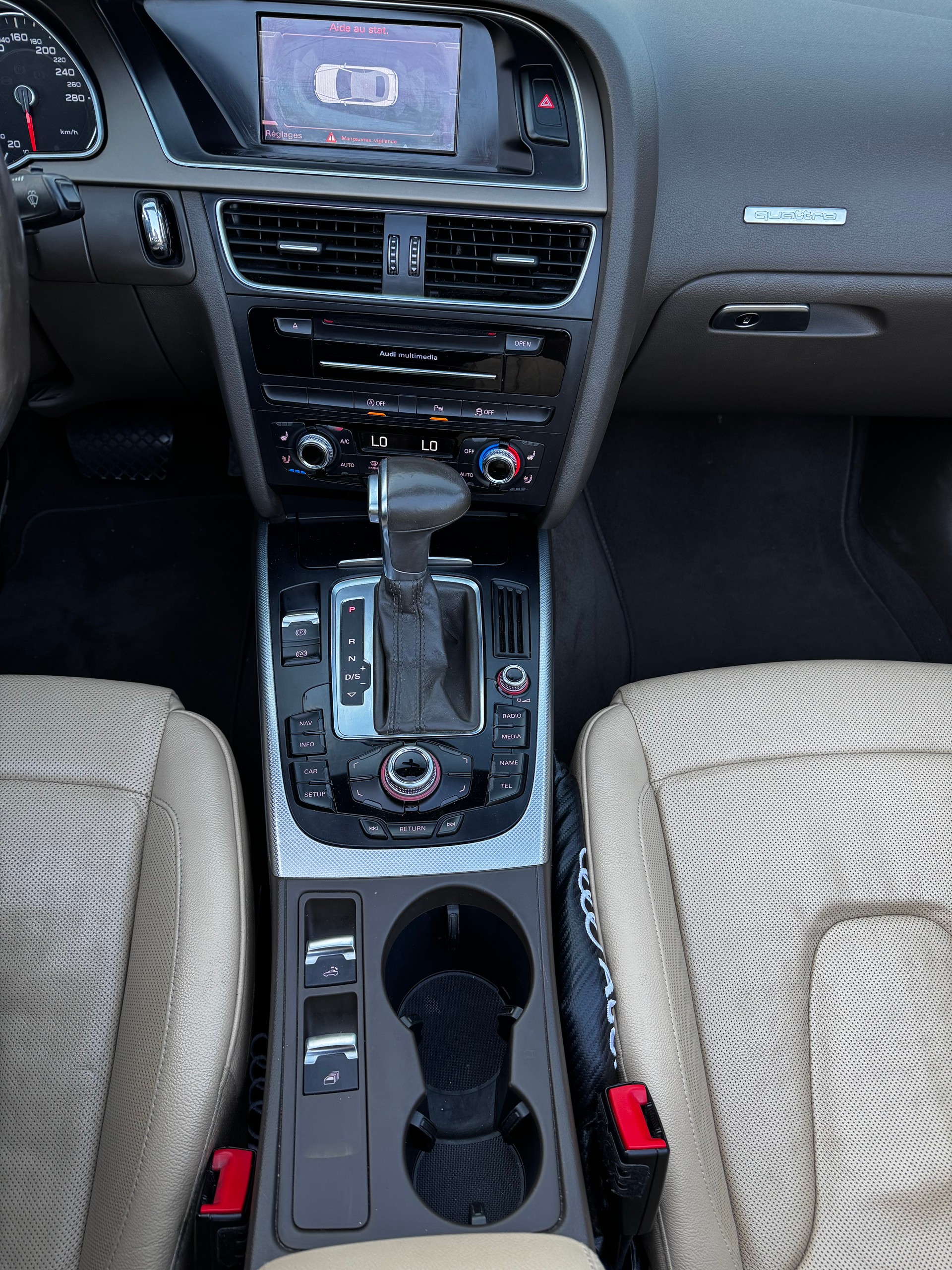 AUDI A5 Cabriolet 2.0 TFSI quattro S-tronic-image-9