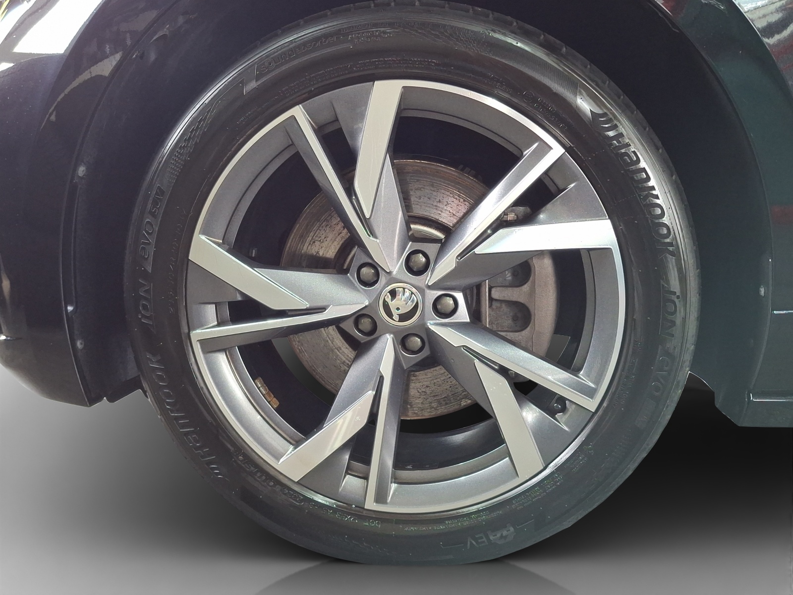 SKODA Enyaq iV 80x SportLine-image-15
