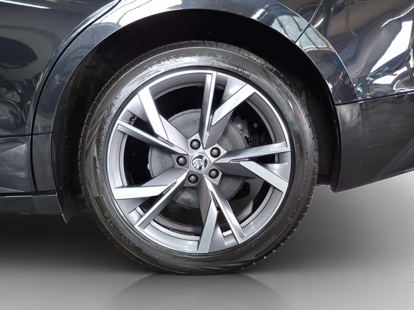 SKODA Enyaq iV 80x SportLine-image-14