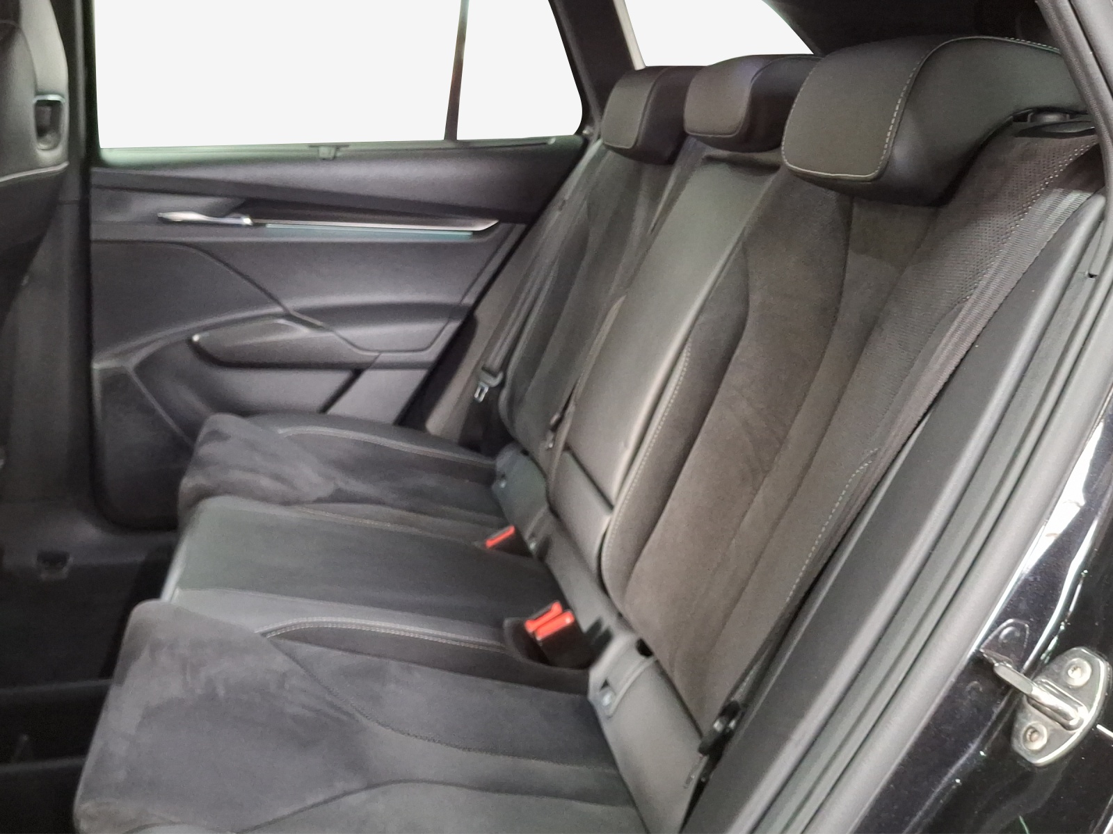 SKODA Enyaq iV 80x SportLine-image-12