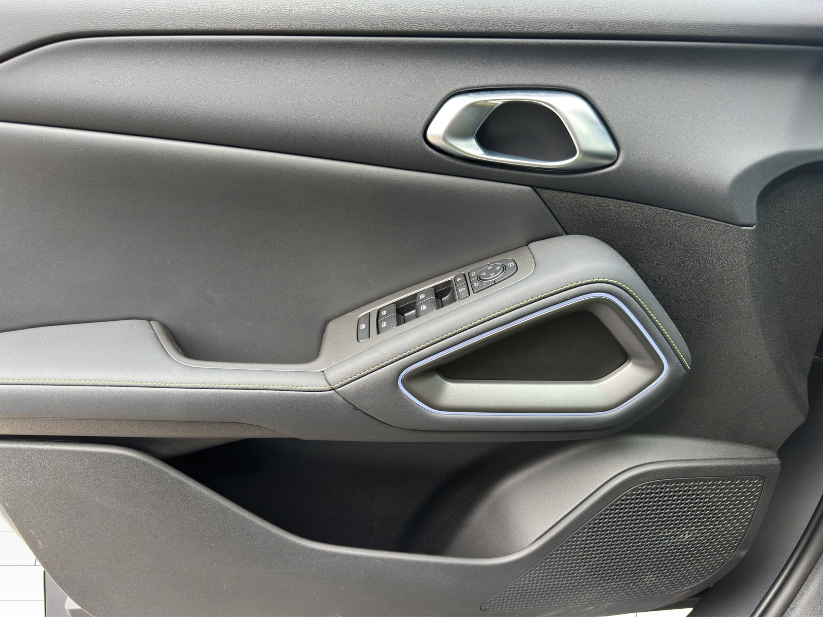 BYD Atto 2 DM-i Boost-image-12