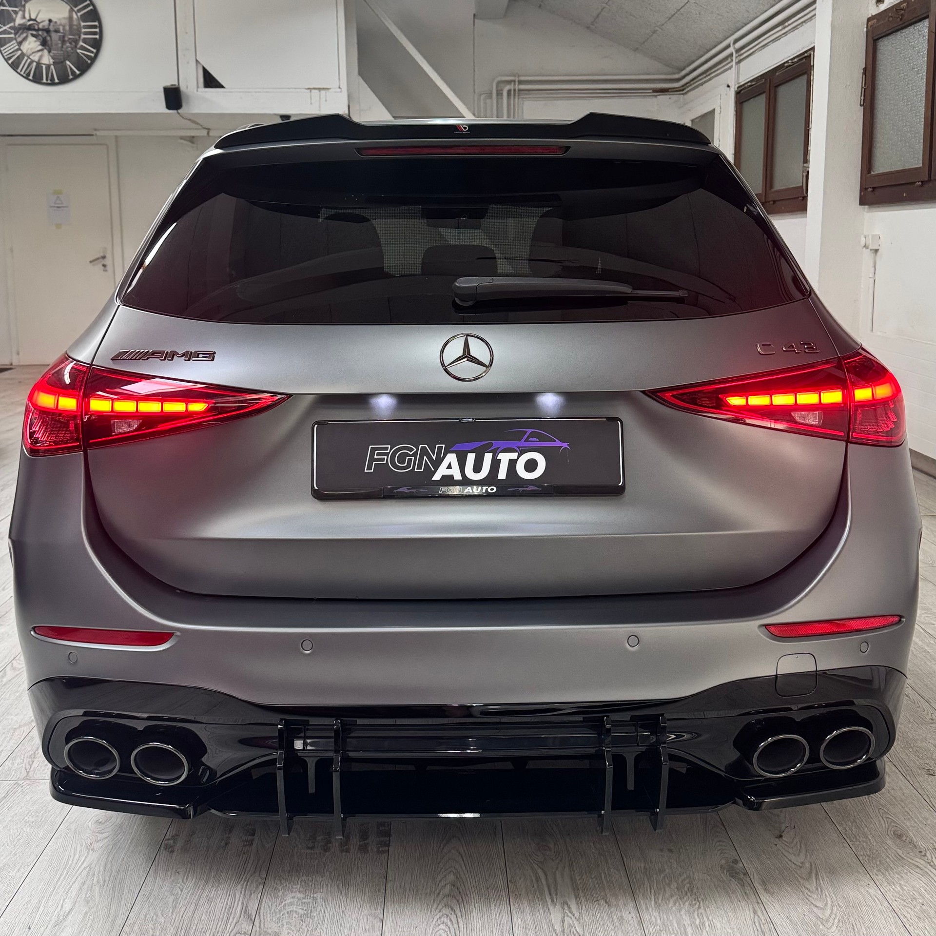 MERCEDES-BENZ C 43 T AMG 4Matic-image-5