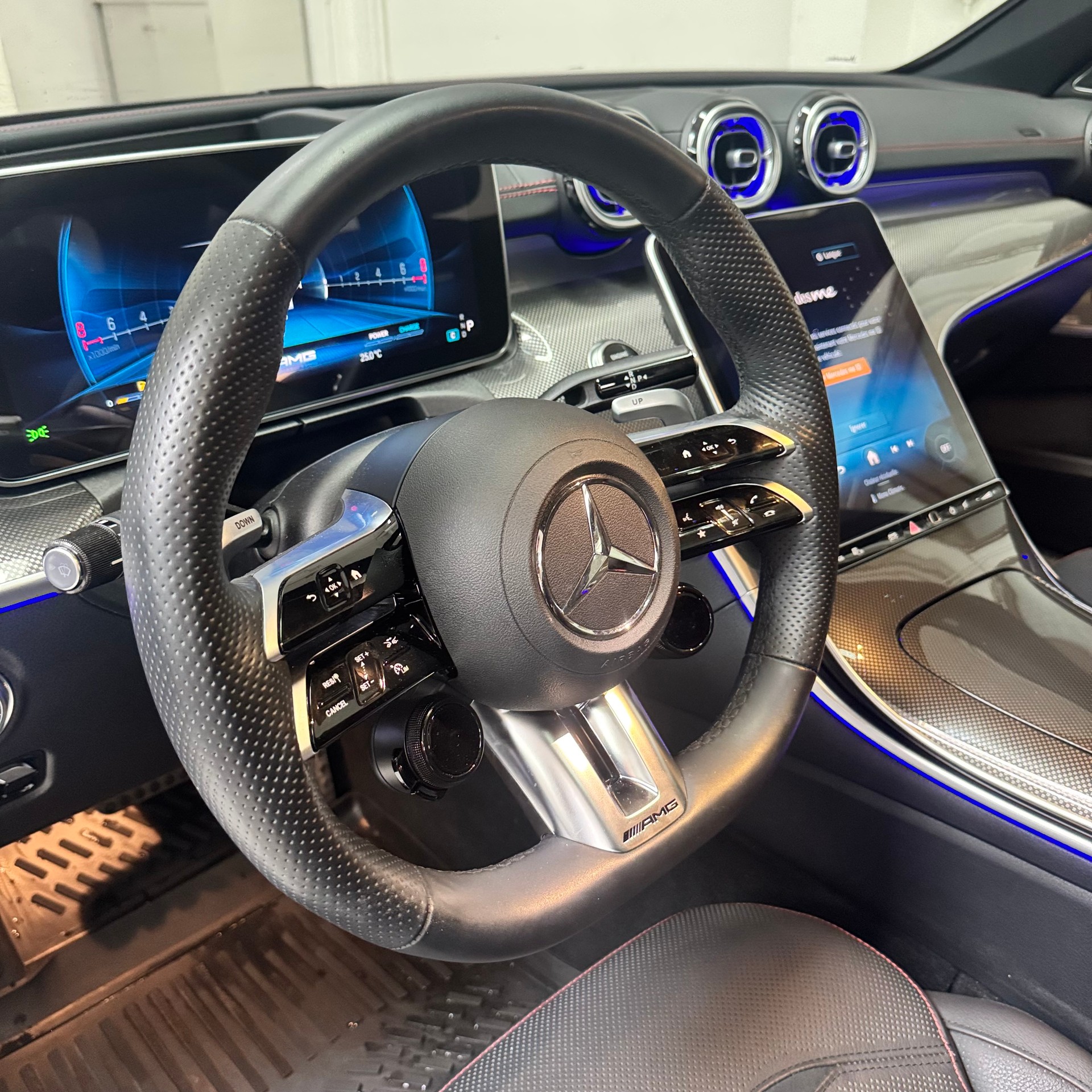 MERCEDES-BENZ C 43 T AMG 4Matic-image-10