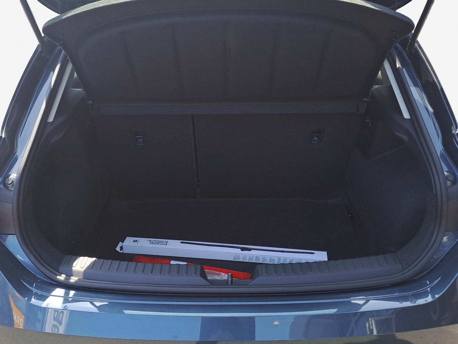 SEAT Leon 1.5 eTSI mHEV DSG Style-image-12
