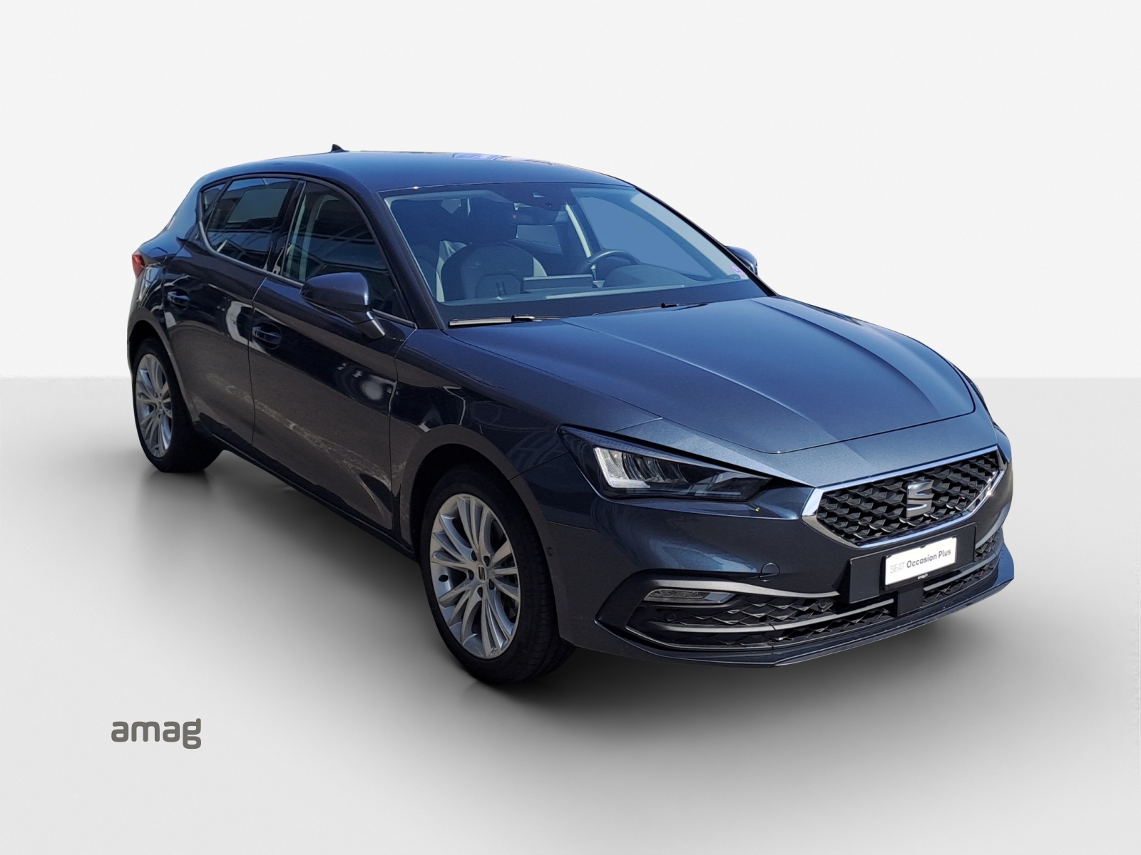 SEAT Leon 1.5 eTSI mHEV DSG Style-image-5
