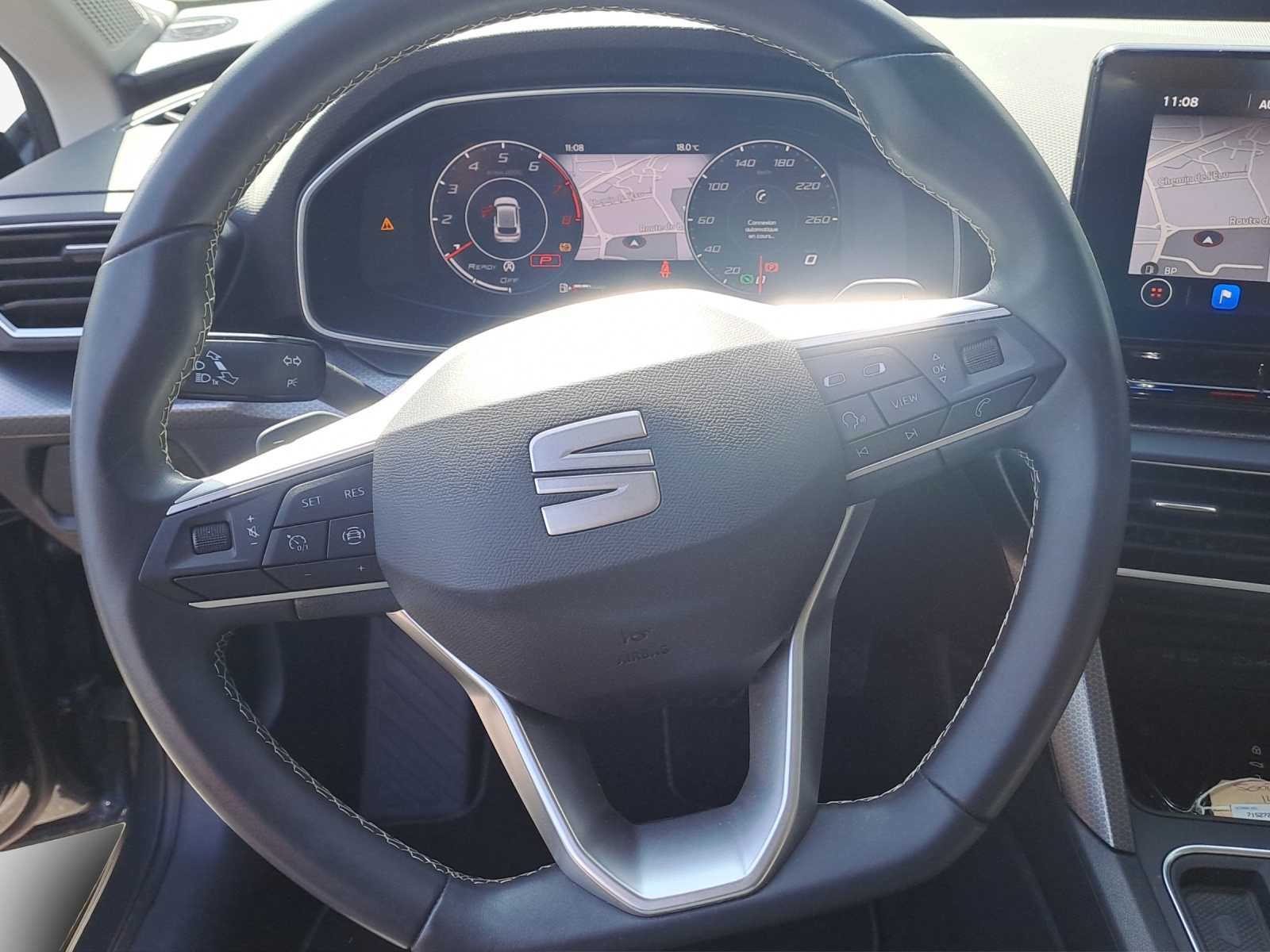 SEAT Leon 1.5 eTSI mHEV DSG Style-image-9