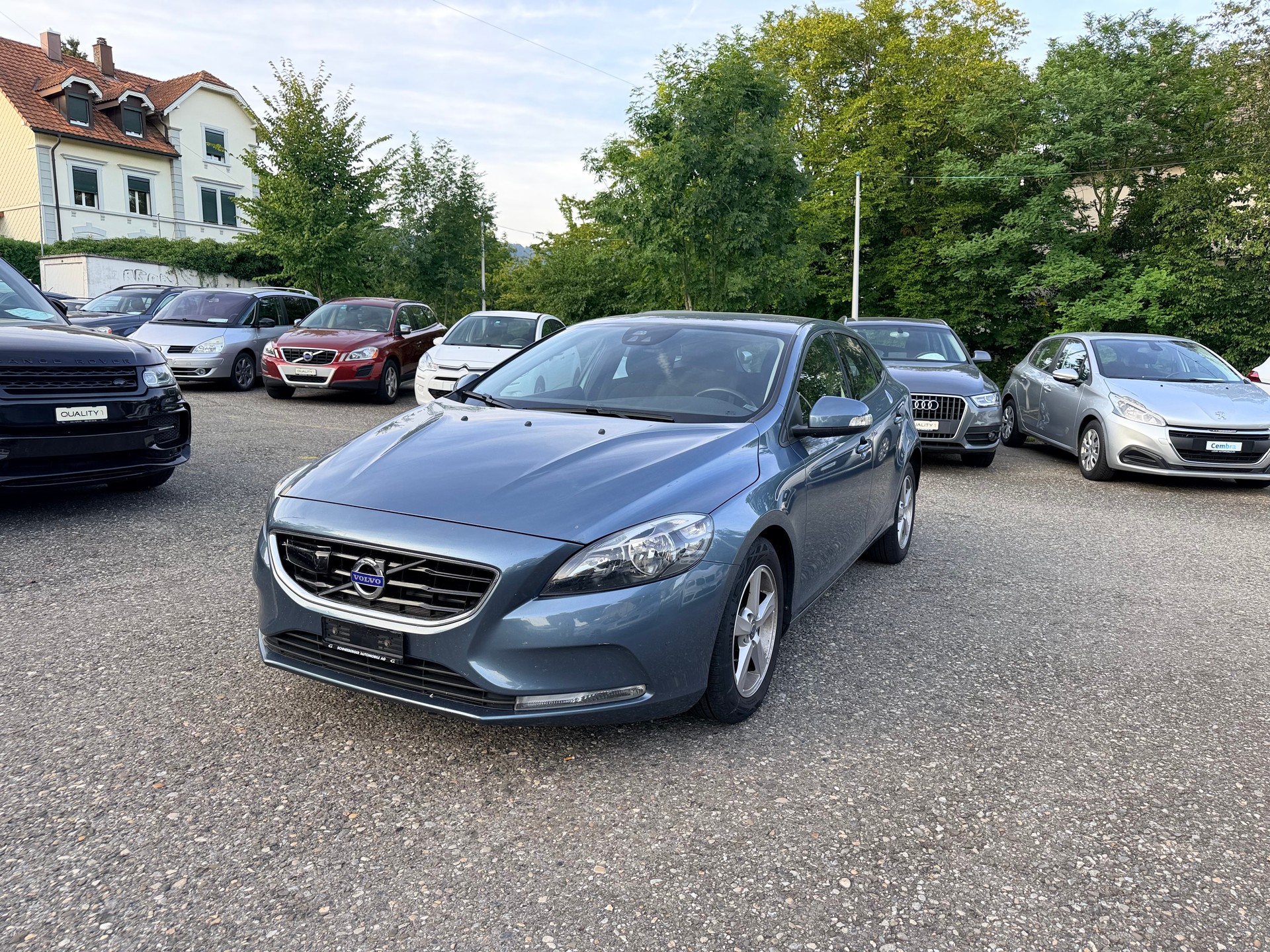 VOLVO V40 D2 Kinetic-image-5