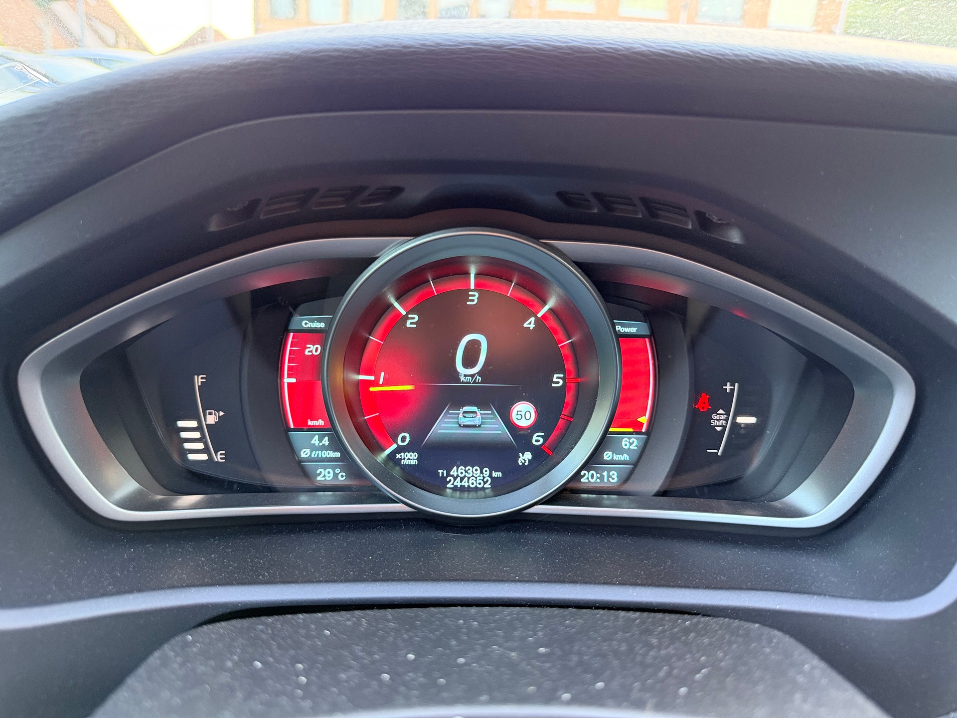VOLVO V40 D2 Kinetic-image-15