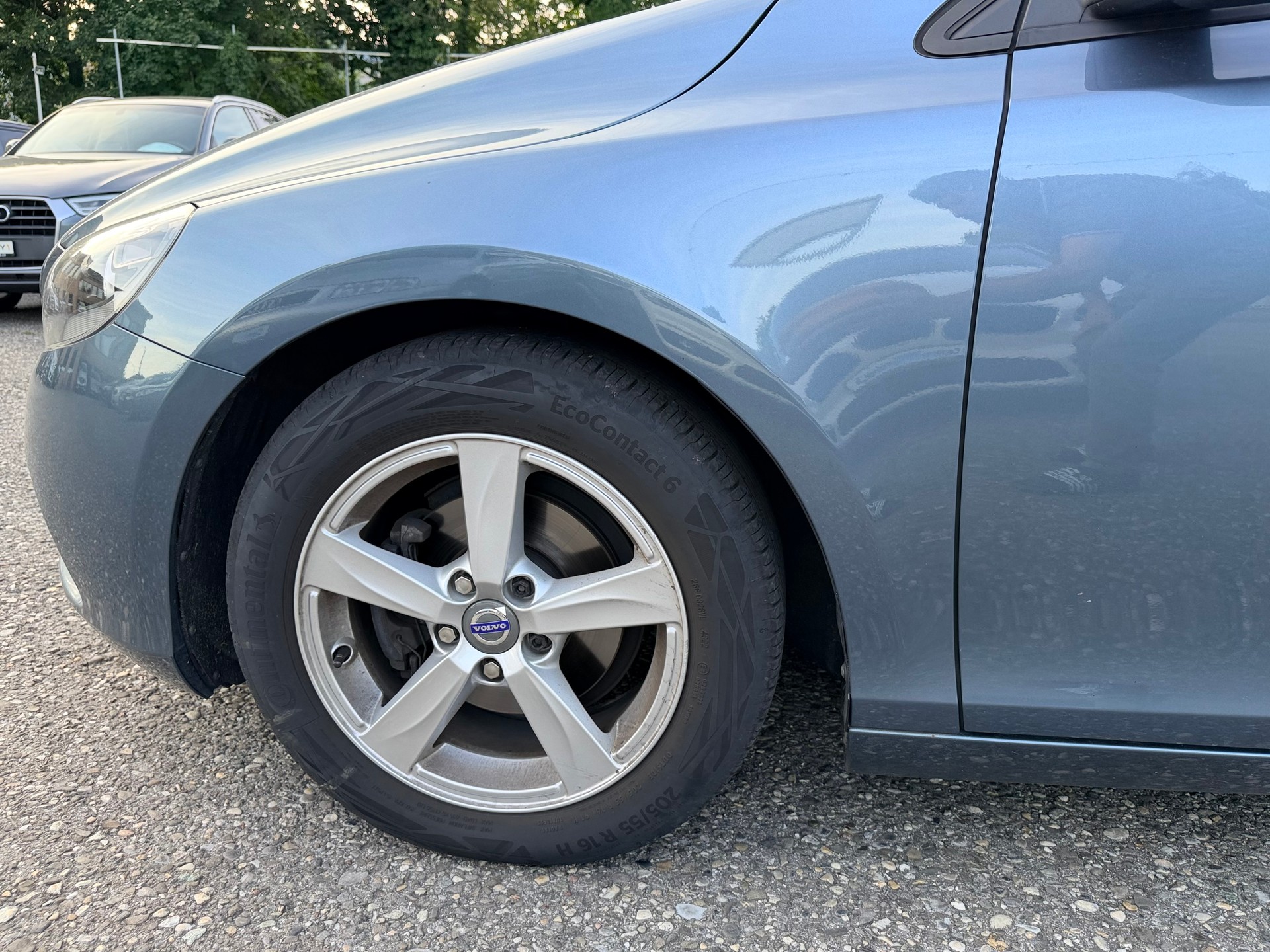 VOLVO V40 D2 Kinetic-image-26