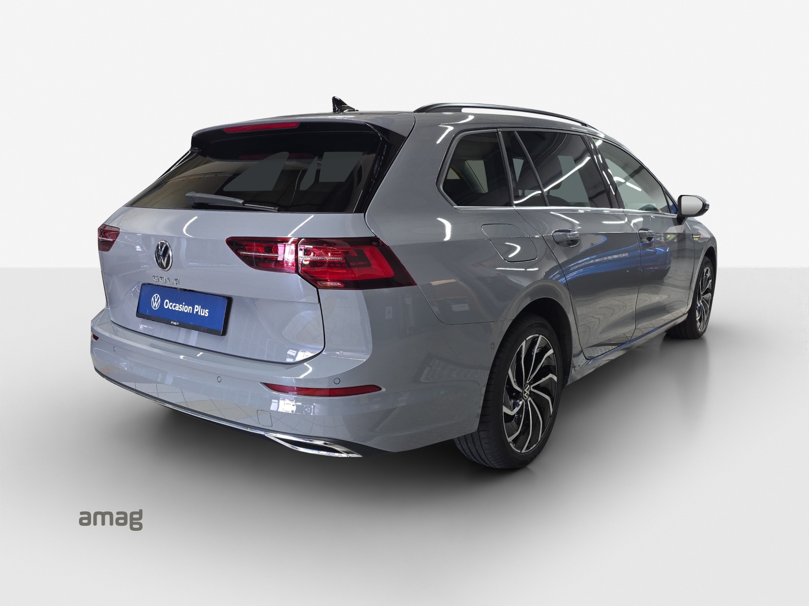 VW Golf Variant 2.0 TSI Style DSG-image-4