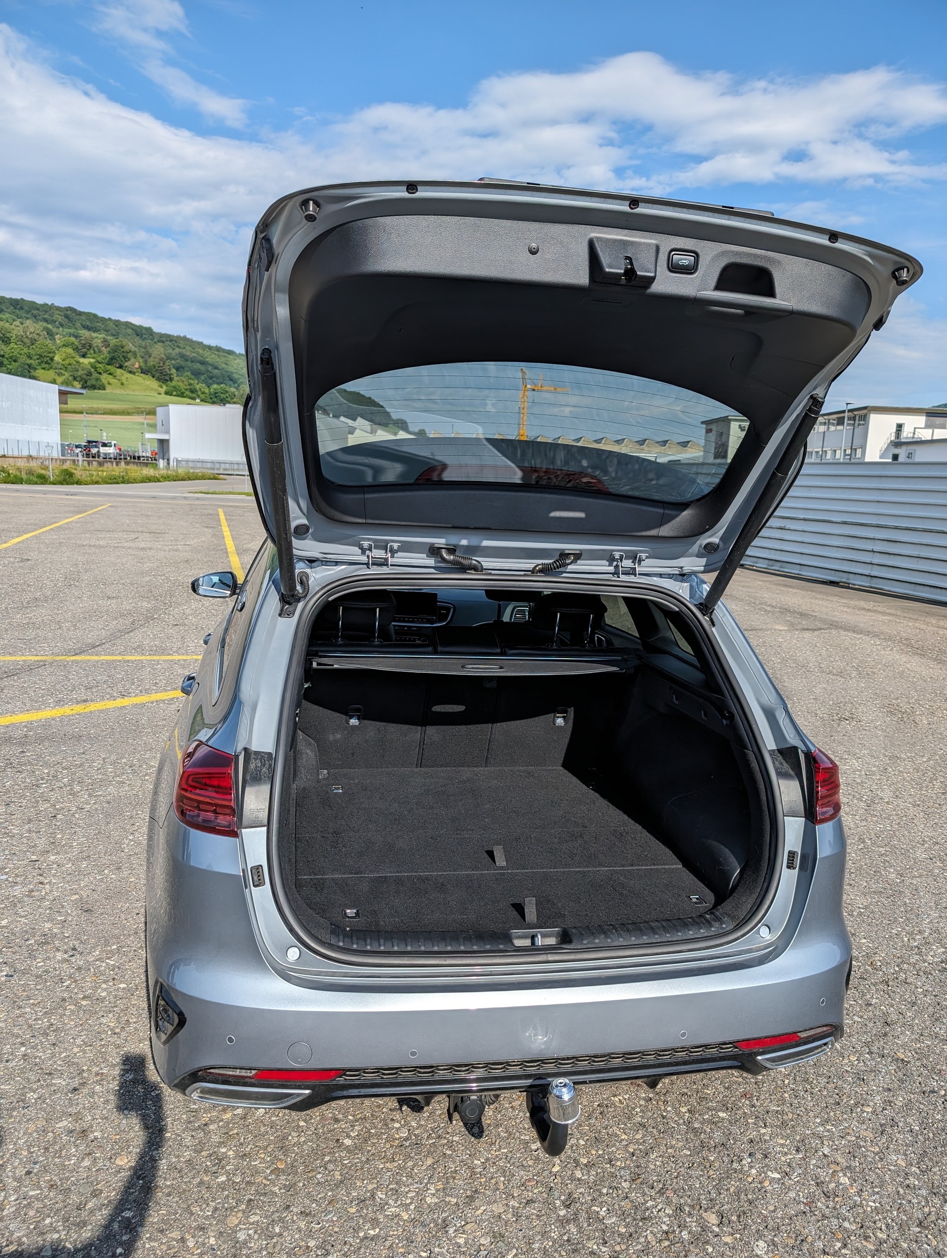 KIA 1.6 GDi Plug-in Hybrid Style-image-5