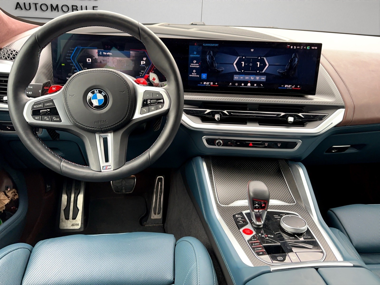 BMW XM xDrive 50e PHEV Steptronic-image-15