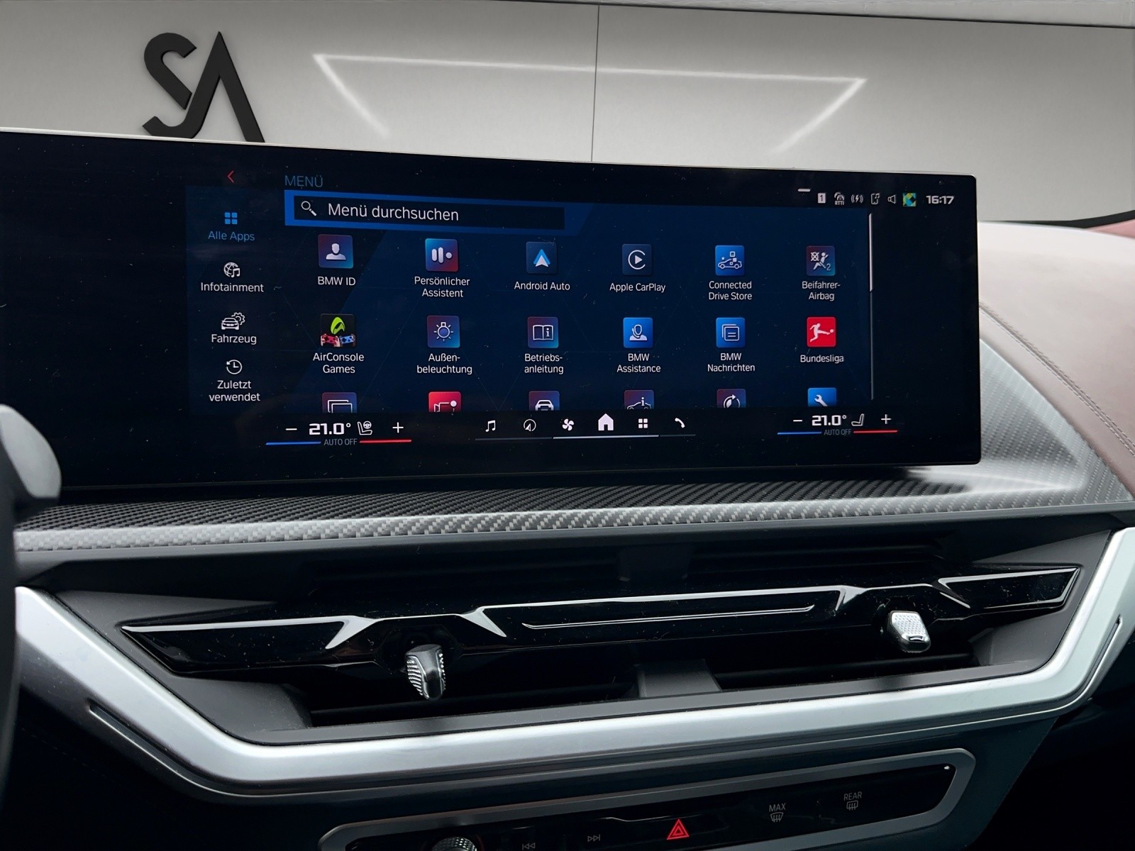 BMW XM xDrive 50e PHEV Steptronic-image-18