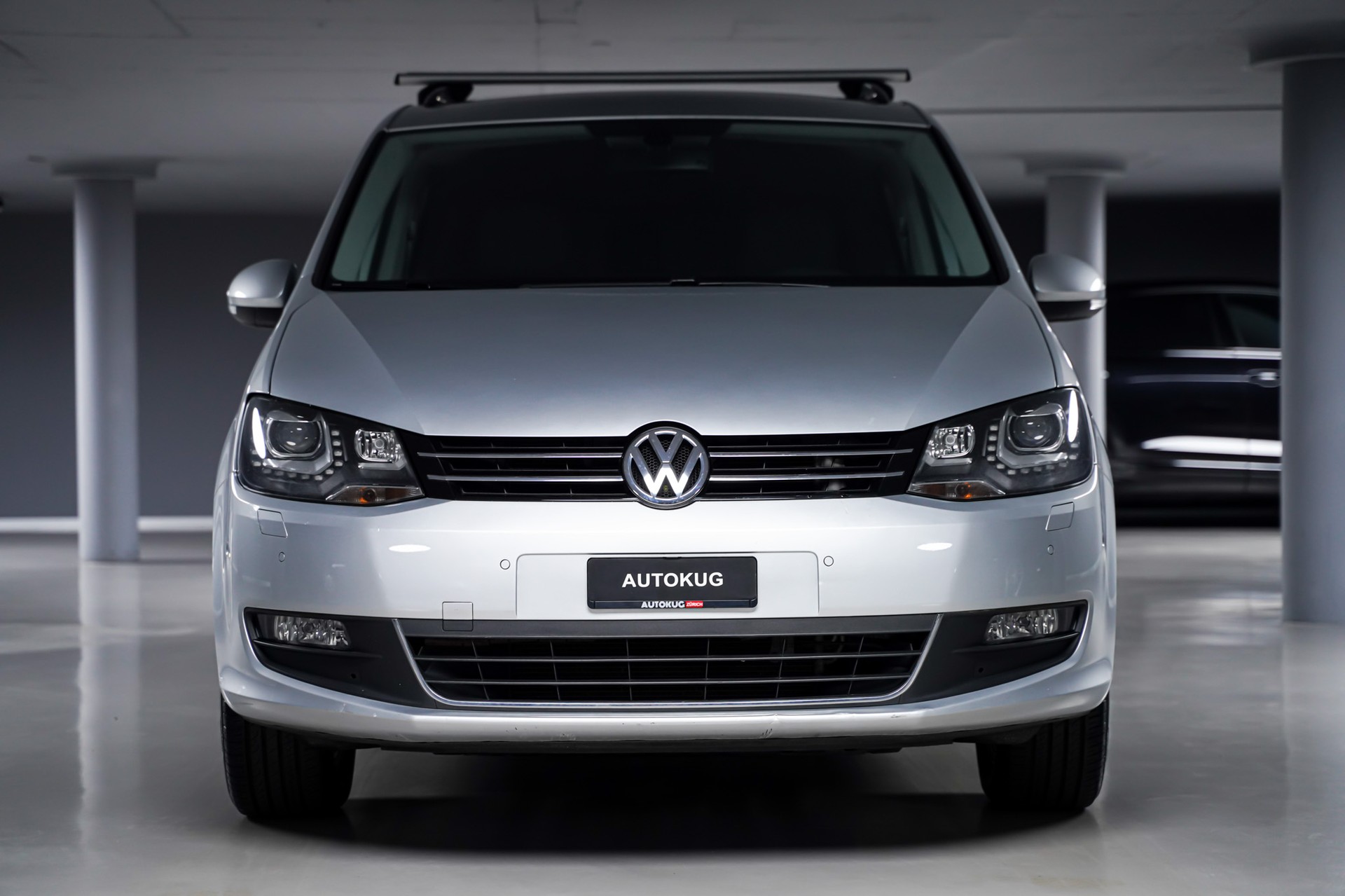 VW Sharan 2.0 TDI BMT Comfortline 4Motion-image-1