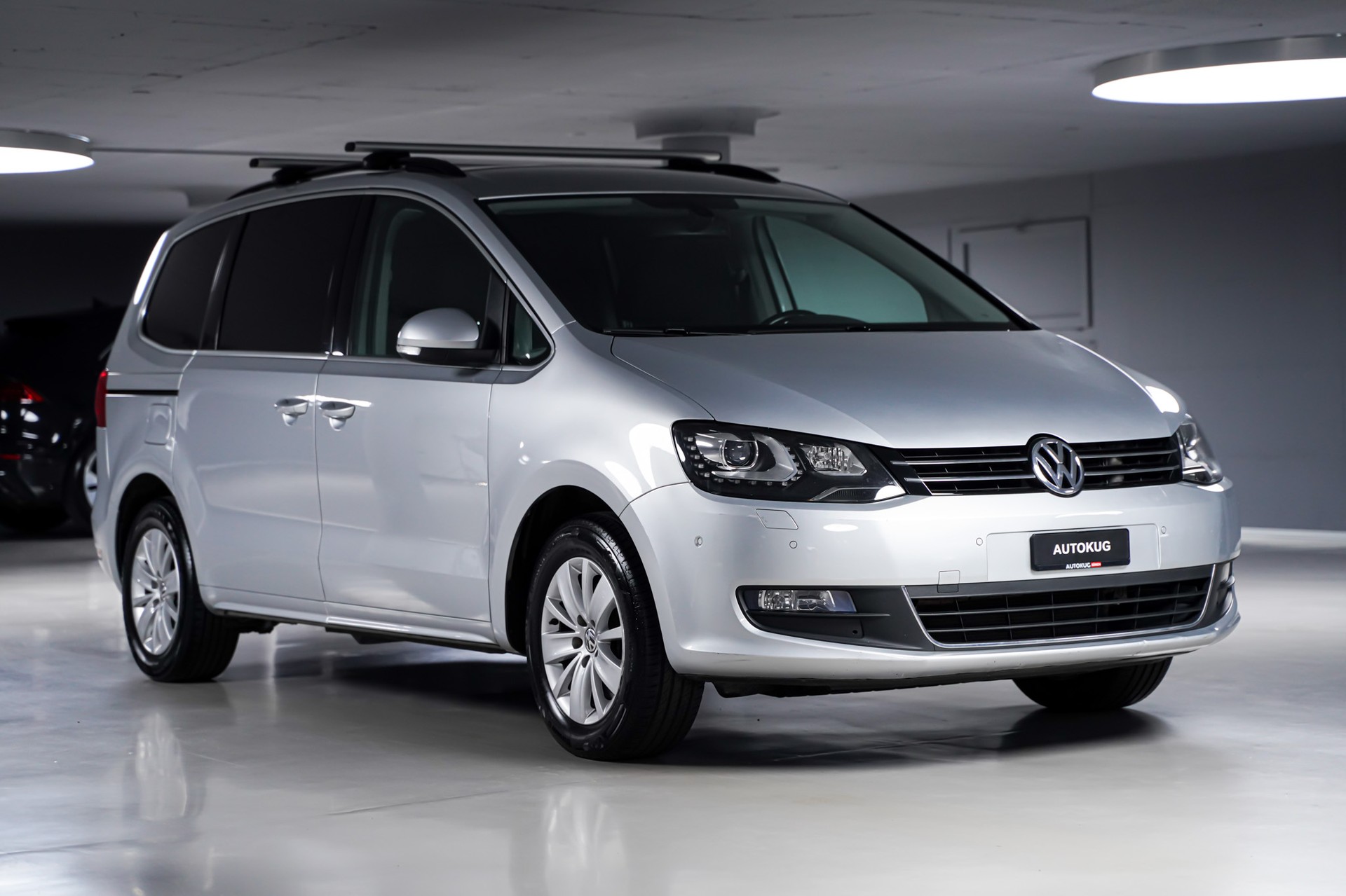 VW Sharan 2.0 TDI BMT Comfortline 4Motion-image-2