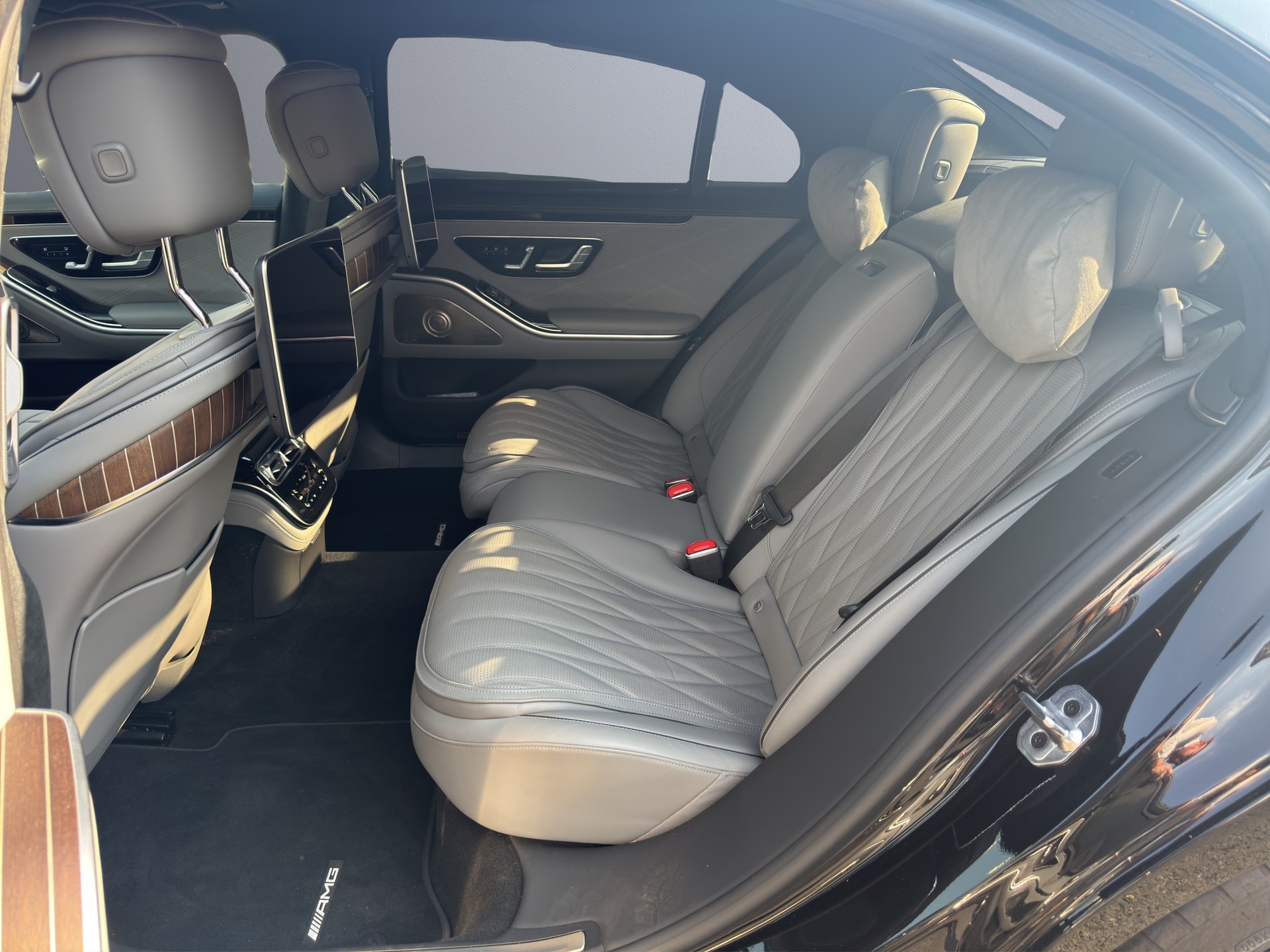 MERCEDES-BENZ S 63 AMG E Performance 4Matic-image-16